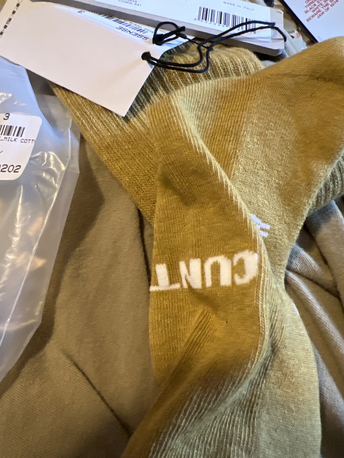Rick Owens × Rick Owens Drkshdw Rick Owens Drkshdw So Cunt Mustard Yellow Gold Socks Size ONE SIZE - 4 Thumbnail