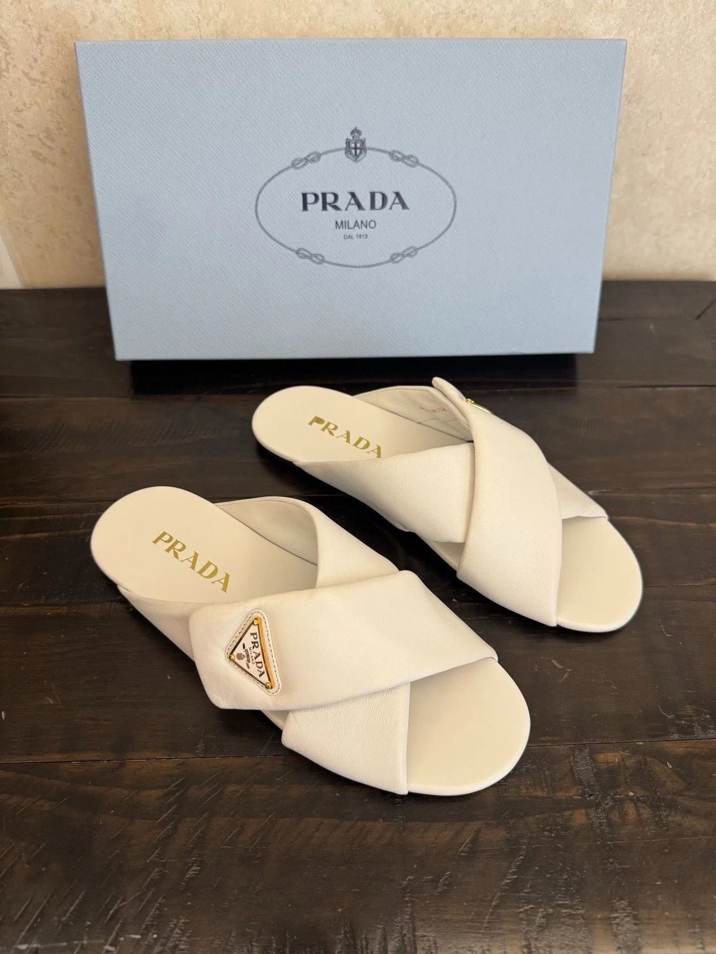 Prada Prada 25 Old Money Slippers. Size US 6 / IT 36 - 2 Thumbnail