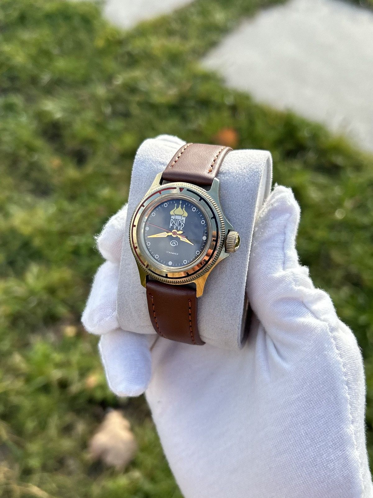 Vintage Vintage Vostok Watch USSR Soviet Mechanical Authentic 1980s Size ONE SIZE - 14 Thumbnail