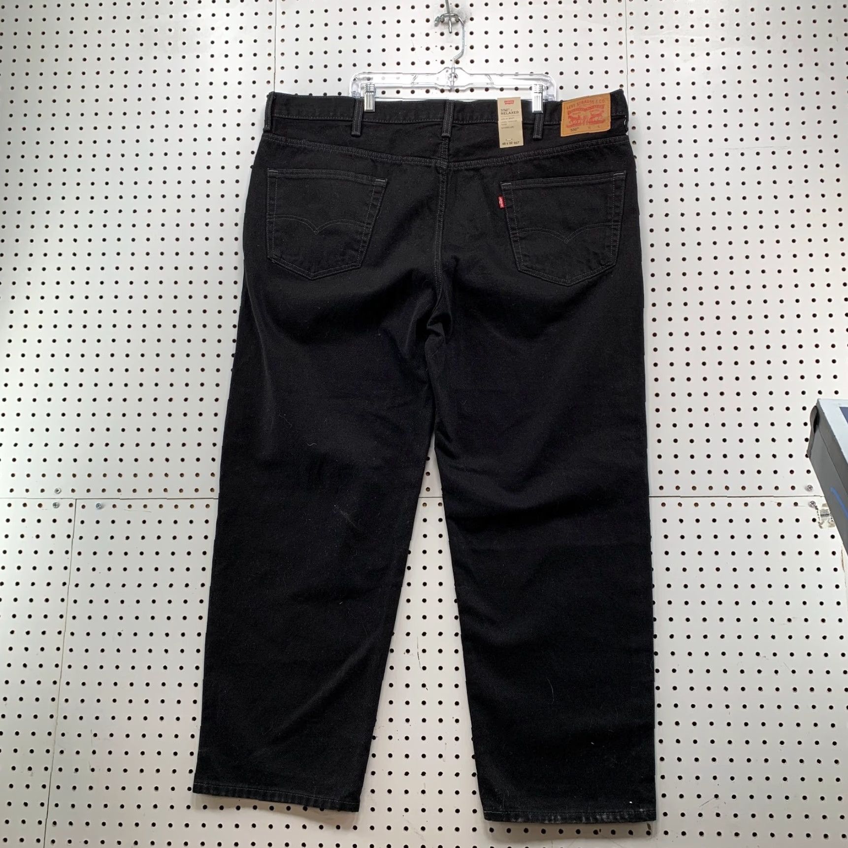Levi's Levi's 550 Jeans Mens 48x32 Large Black Denim Relaxed Tapered Fit NWT Size US 32 / EU 48 - 2 Thumbnail