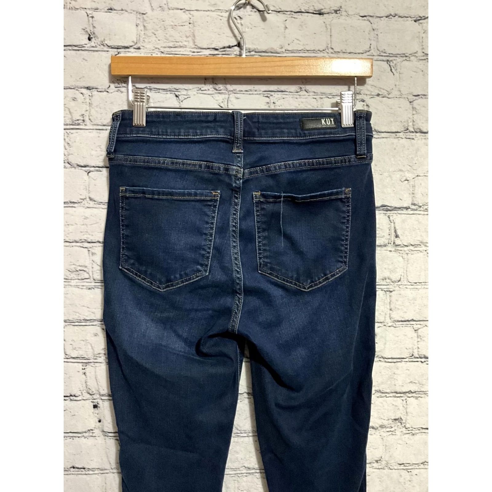 Vintage KUT from the Kloth Jeans Skinny Dark Wash Size 2 Women Regular 25x25.5 Button Closure Cotton Blend Denim Slim Inseam 25.5 Size 42" / US 20 - 7 Thumbnail