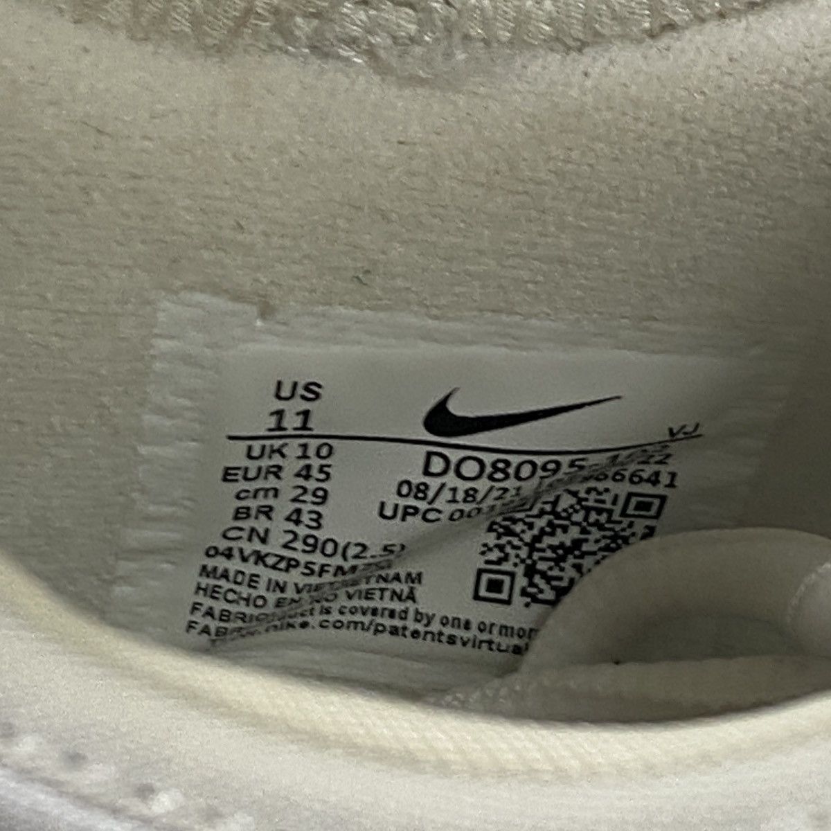 Comme des Garcons × Nike Comme des garçons x nike sneakers Size US 11 / EU 44 - 5 Thumbnail