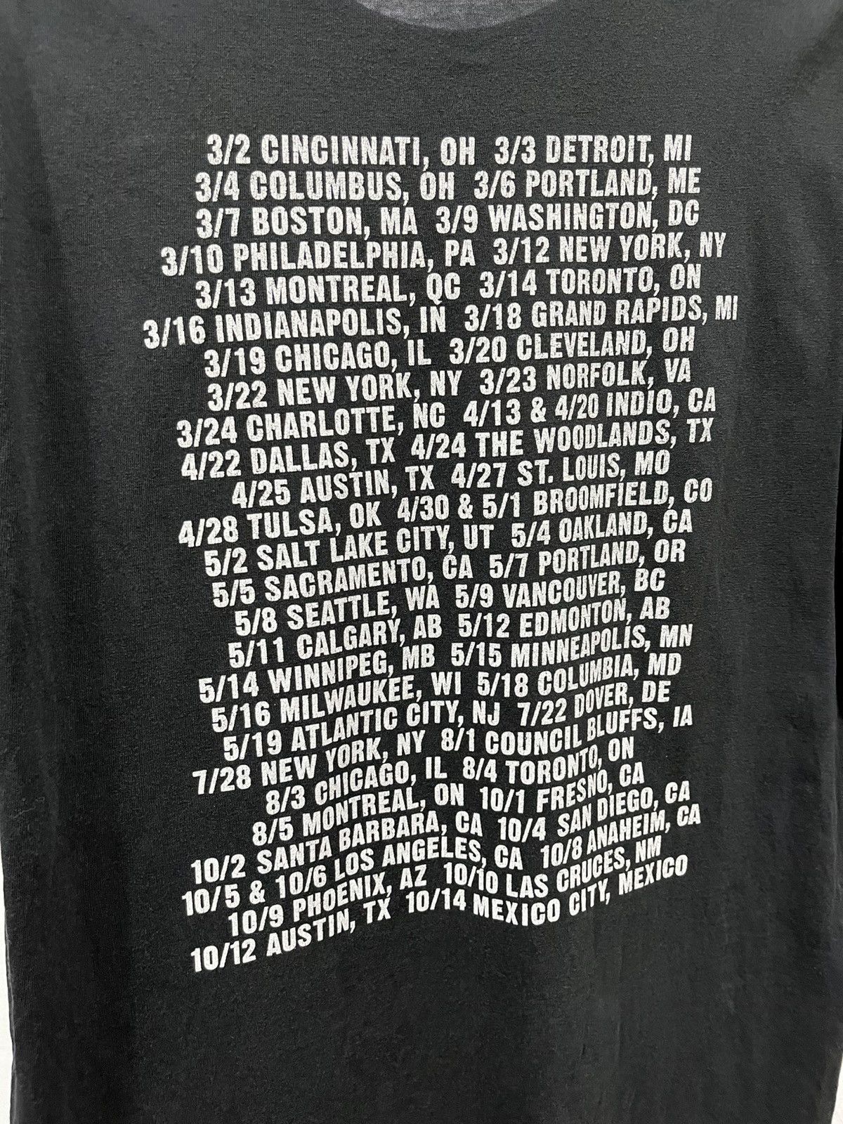 Band Tees THE BLACK KEYS TOUR 2012 Size US M / EU 48-50 / 2 - 4 Thumbnail