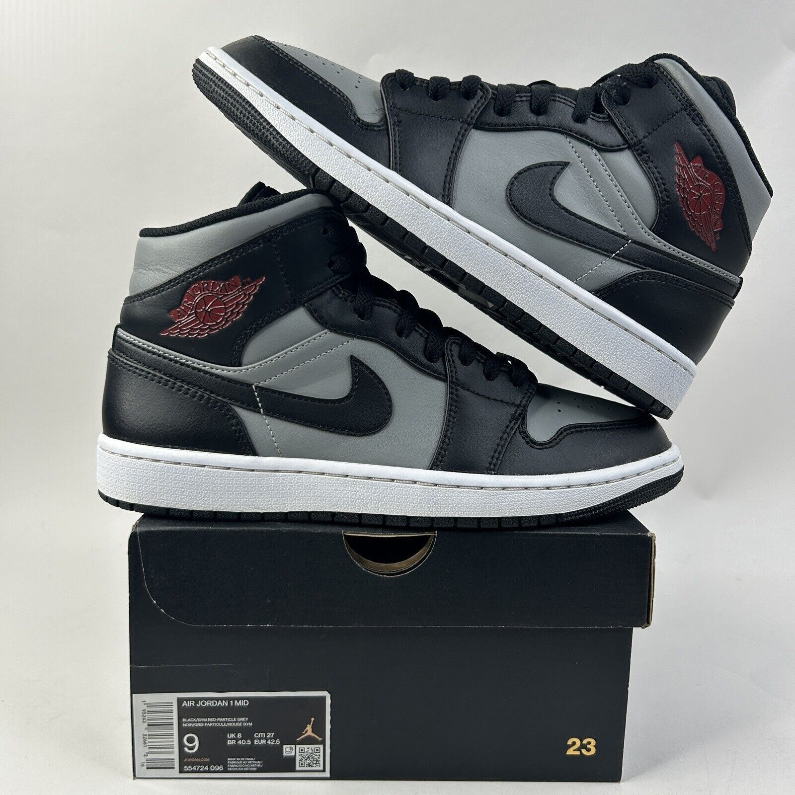 Nike Nike Air Jordan 1 Mid Retro “Shadow/Bred” 2024 Size US 9 / EU 42 - 1 Thumbnail