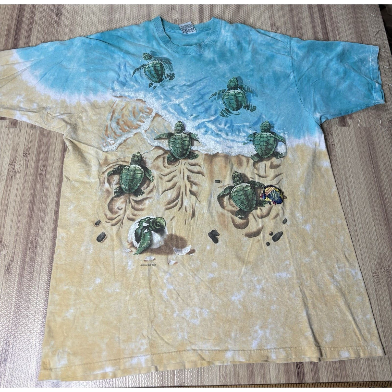 Liquid Blue Vintage Liquid Blue Shirt Blue Sea Turtle, Inc Mens 90s Size US XXL / EU 58 / 5 - 1 Thumbnail