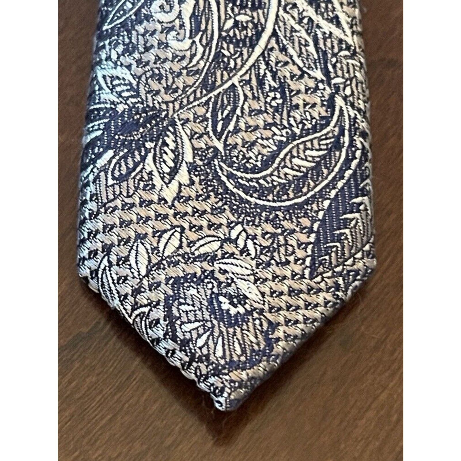 Michael Kors Michael Kors Gray Blue 55% Silk 45% Polyester Made In China Size ONE SIZE - 6 Thumbnail