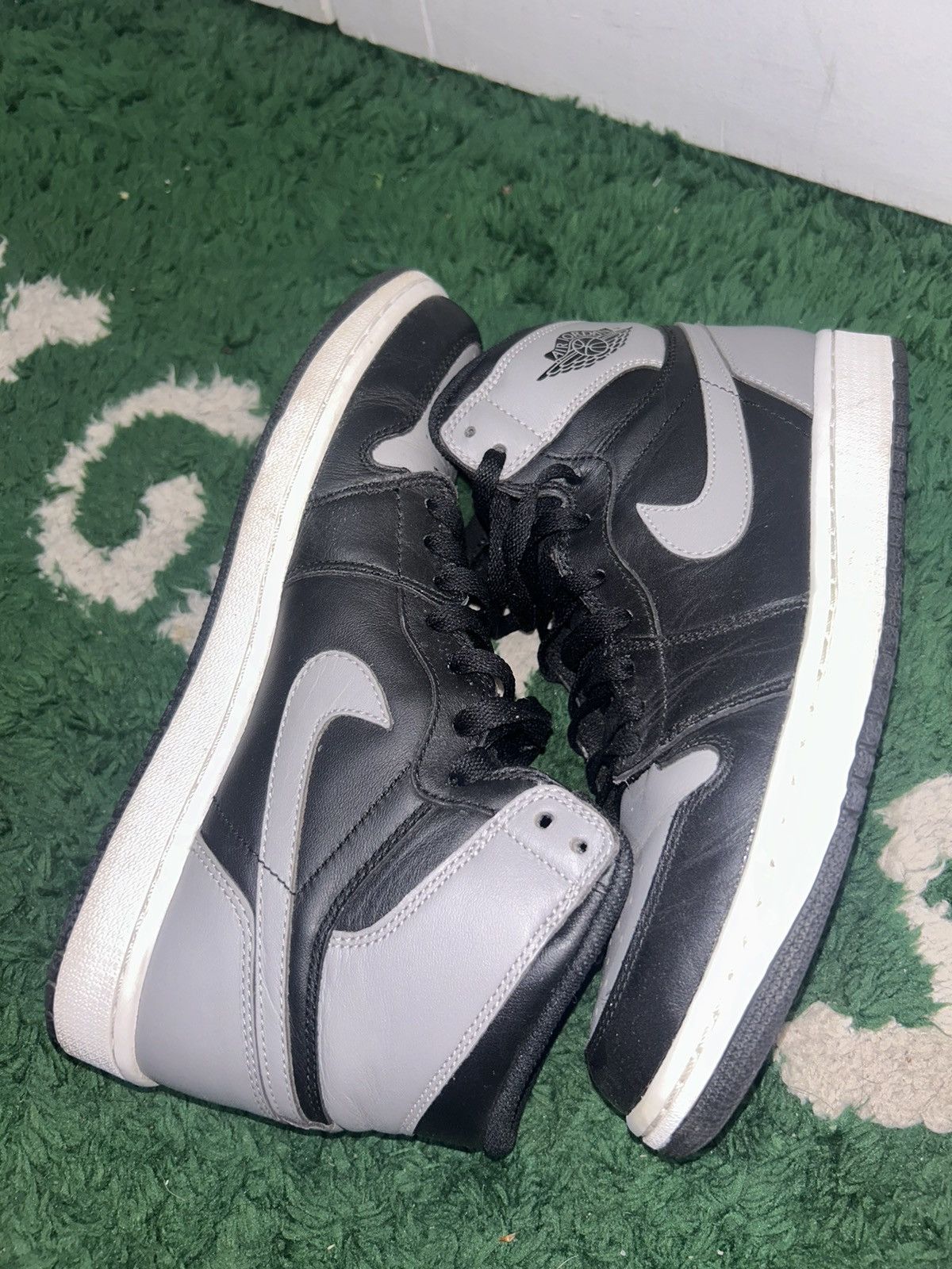 Jordan Brand Size 8.5 - Air Jordan 1 Retro OG 2013 High Shadow Preowned Size US 8.5 / EU 41-42 - 3 Thumbnail