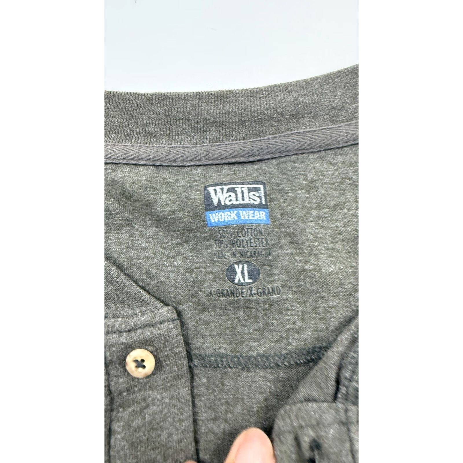 Walls Walls Work Wear Shirt Mens XL Gray Long Sleeve Henley Pocket Pullover Utility Size US XL / EU 56 / 4 - 3 Thumbnail