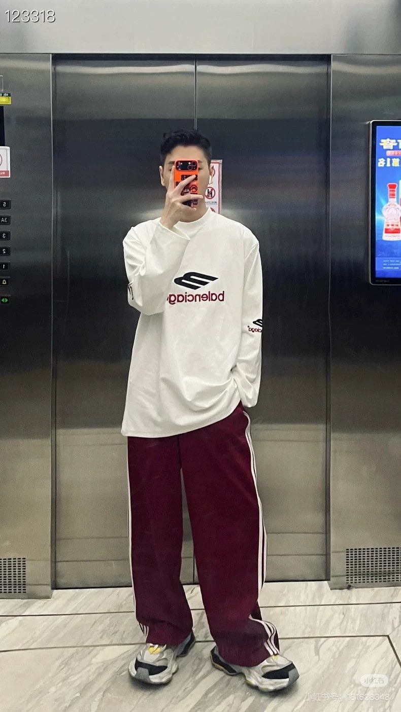 Balenciaga Balenciaga Embroidered 3B letter logo white long sleeve T- Size US L / EU 52-54 / 3 - 7 Thumbnail