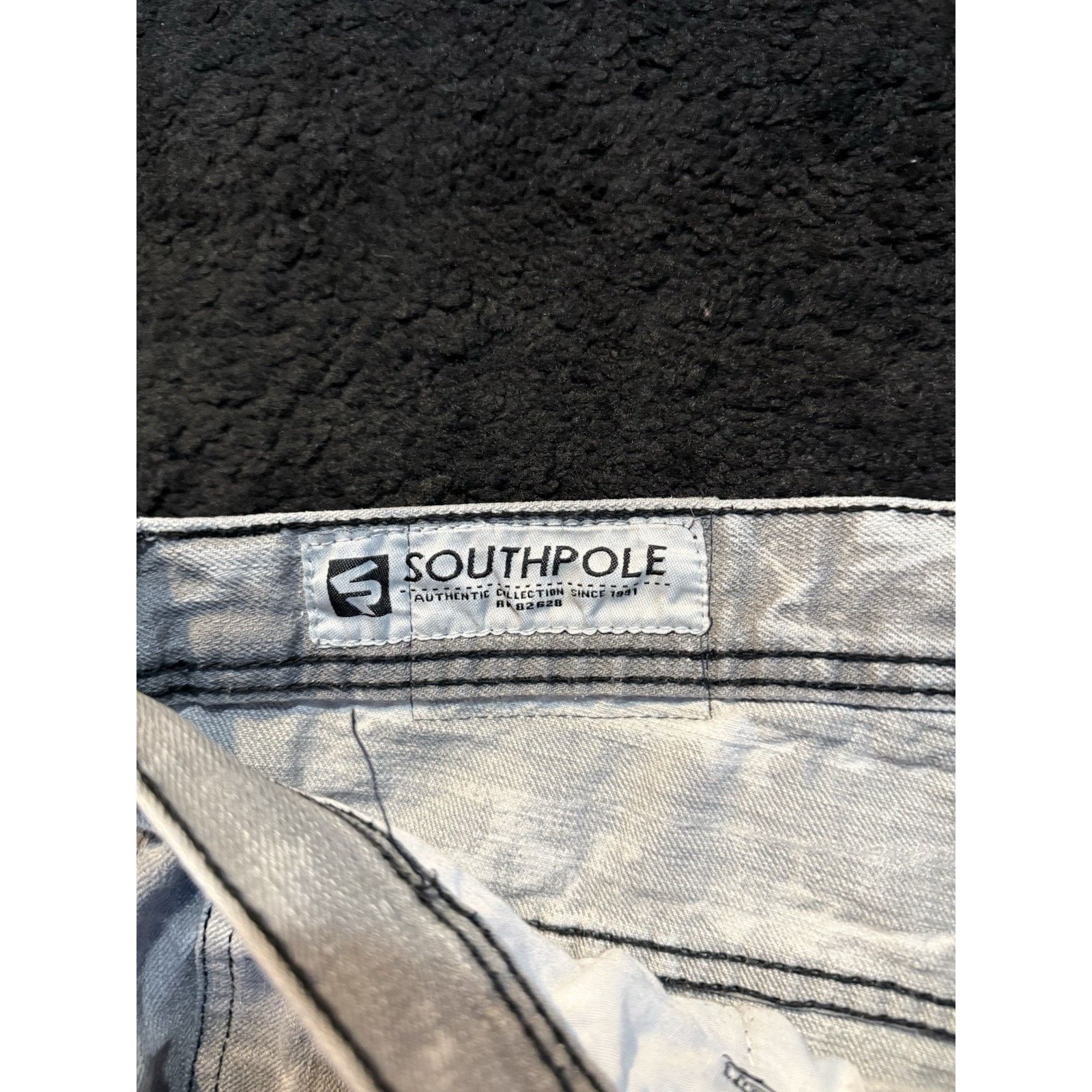 Southpole Southpole Acid Wash Jean Shorts Men 40 Y2K Baggy Distressed Size US 40 / EU 56 - 9 Thumbnail