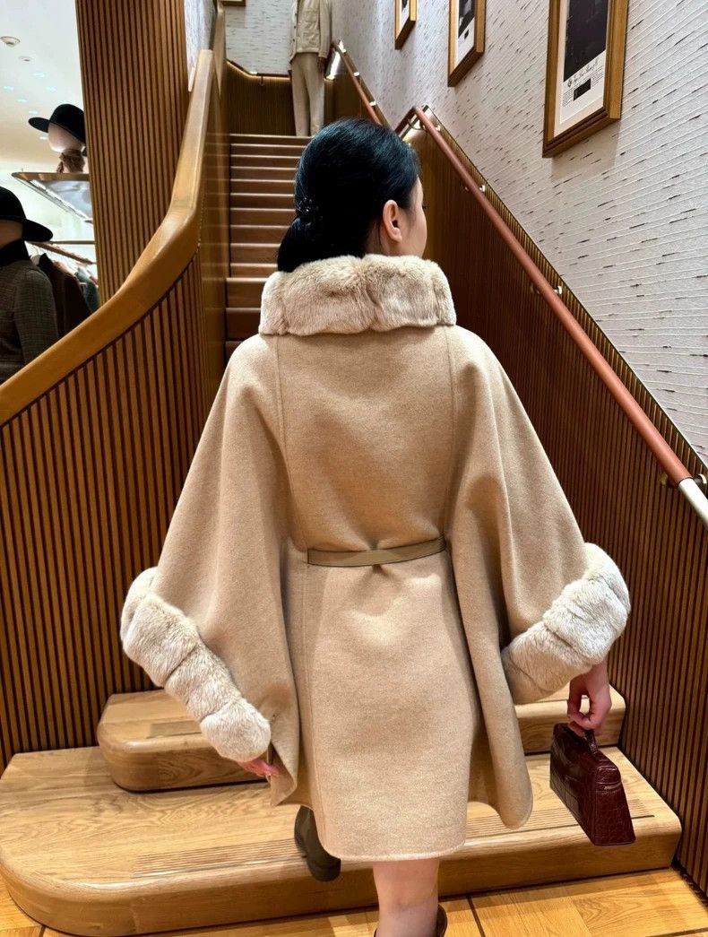 Loro Piana LORO PIANA Classic Totoro cloak and coat Size M / US 6-8 / IT 42-44 - 4 Thumbnail