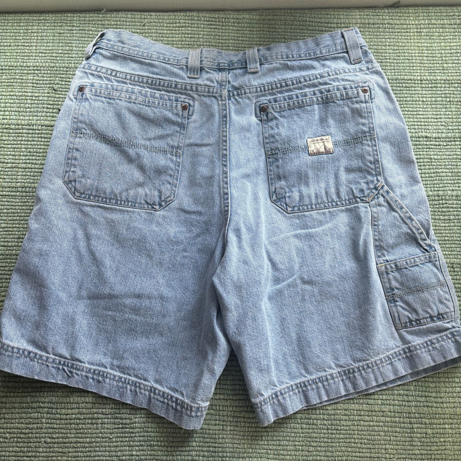 Eddie Bauer Vintage Eddie Bauer Light Blue Denim Shorts Sz 33 Size US 33 - 2 Thumbnail