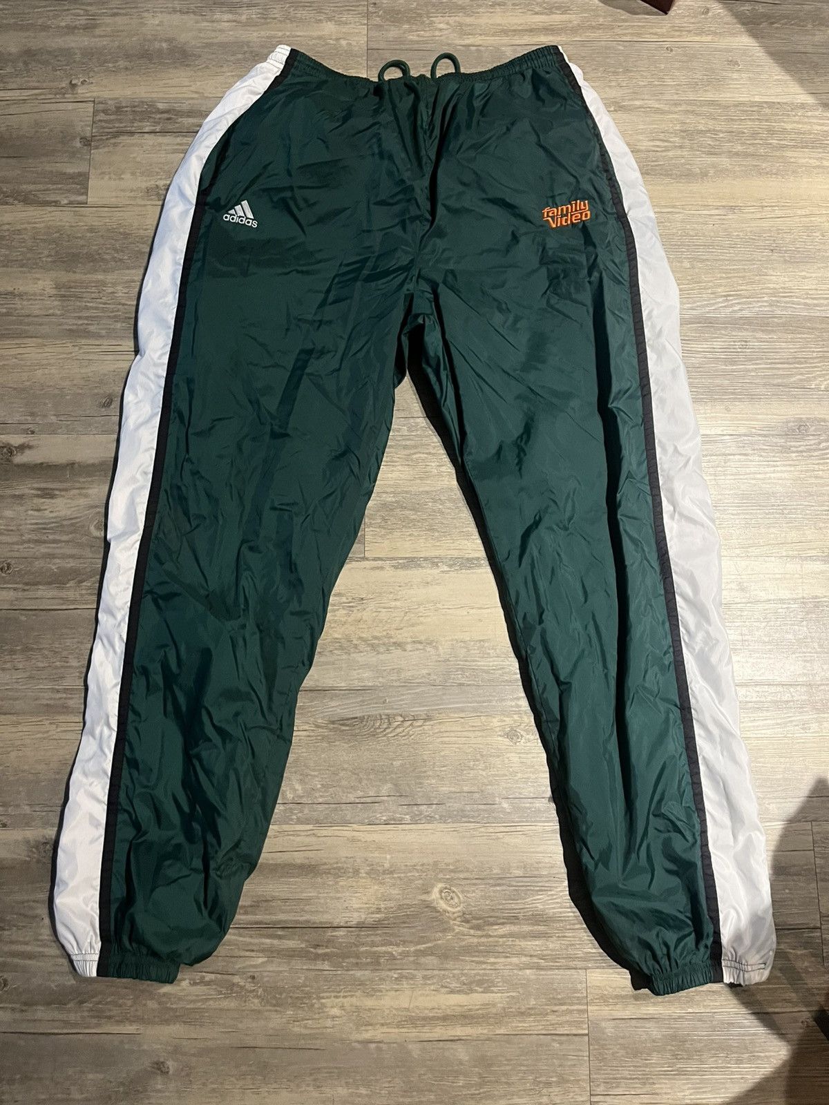 Adidas Vintage Adidas Family Video Track Pants Size US 32 / EU 48 - 2 Thumbnail
