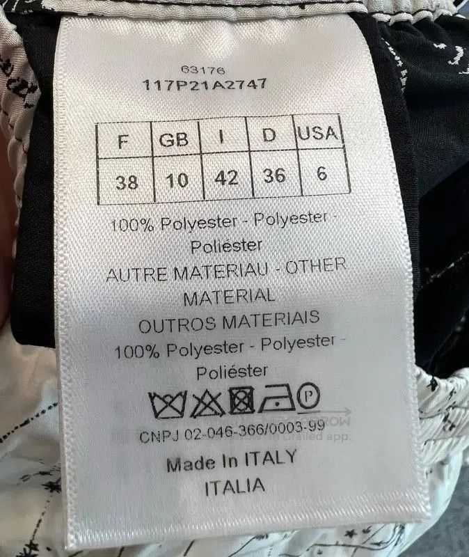 Dior Dior White Cotton Women's Shorts with Stars . Size 23" - 5 Thumbnail