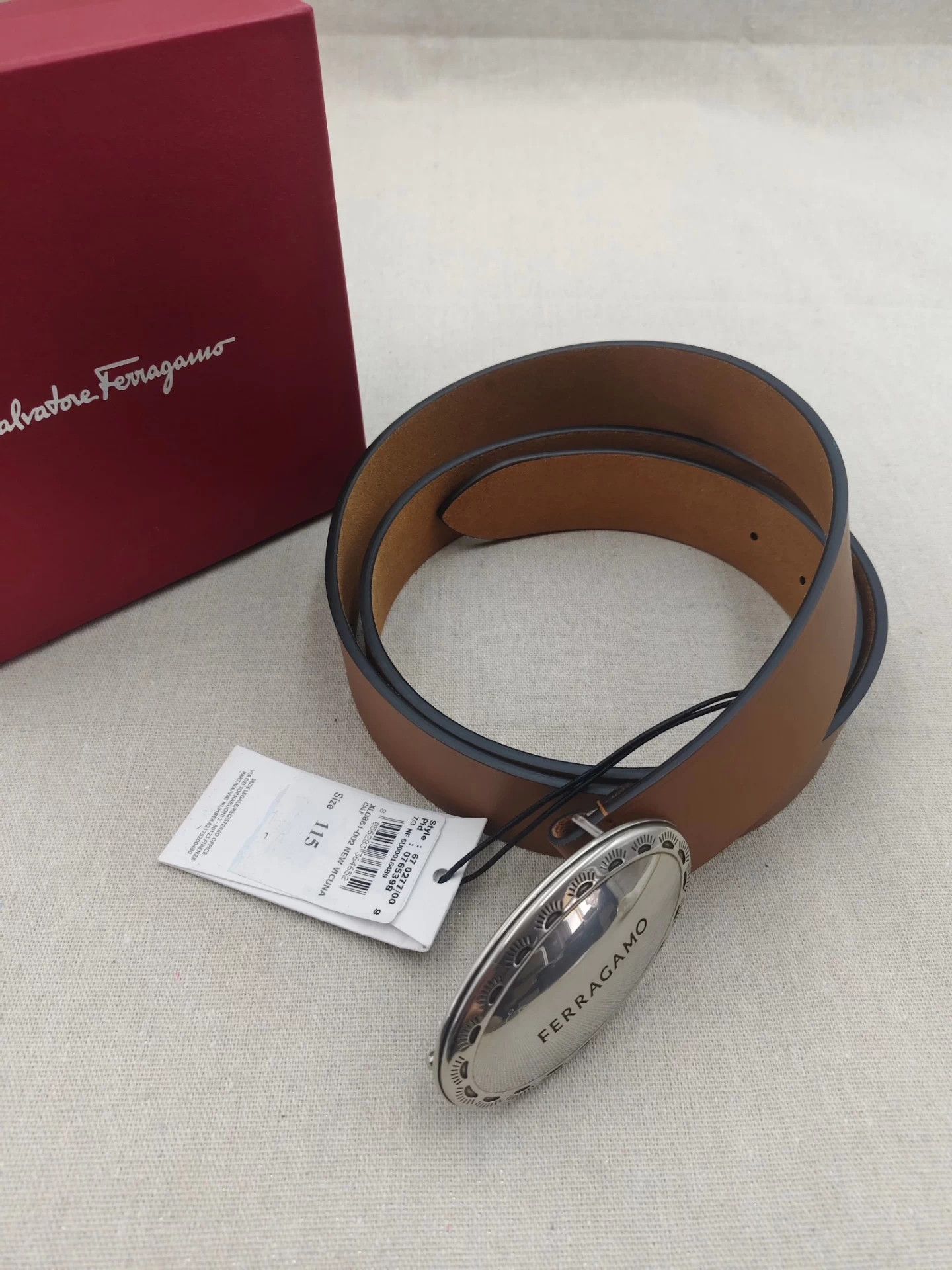 Salvatore Ferragamo Ferragamo Gold Buckle Distressed Brown Belt Size ONE SIZE - 1 Thumbnail