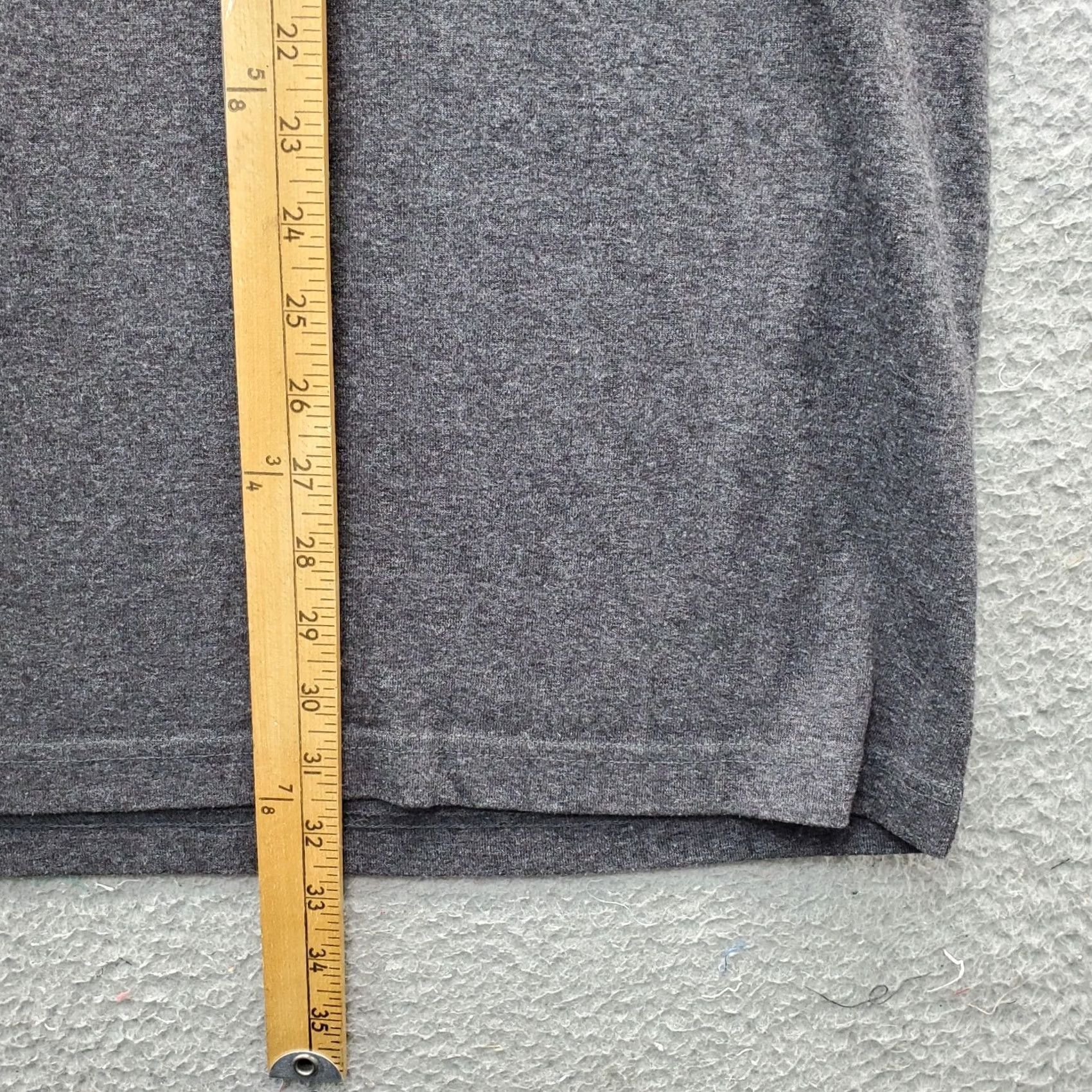 Carhartt Carhartt Workwear Tee Shirt Women 2XL Gray Chest Pocket Crew Neck Logo Shirt Womens Size 2XL Size XXL / US 16-18 / IT 52-54 - 4 Thumbnail