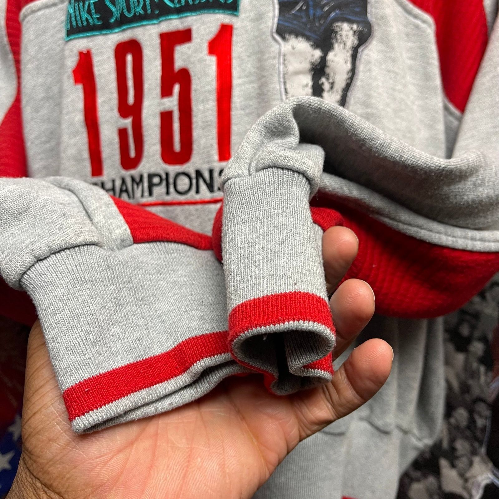 Nike Vintage Nike Sports Classics 1951 Champions Pullover Size US XXL / EU 58 / 5 - 4 Thumbnail