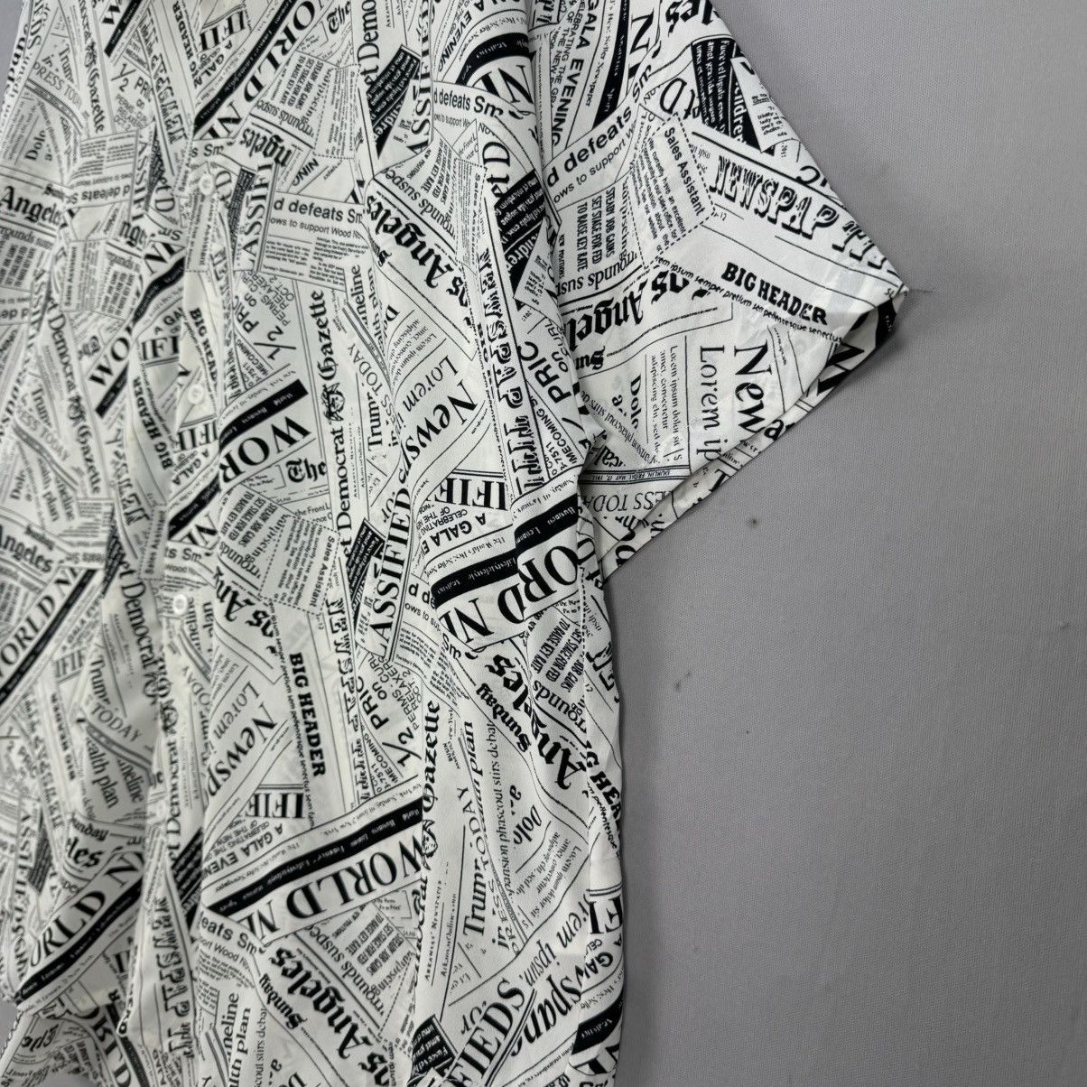 Japanese Brand Spinns All Over Newspaper Print Shirt Size US M / EU 48-50 / 2 - 3 Thumbnail