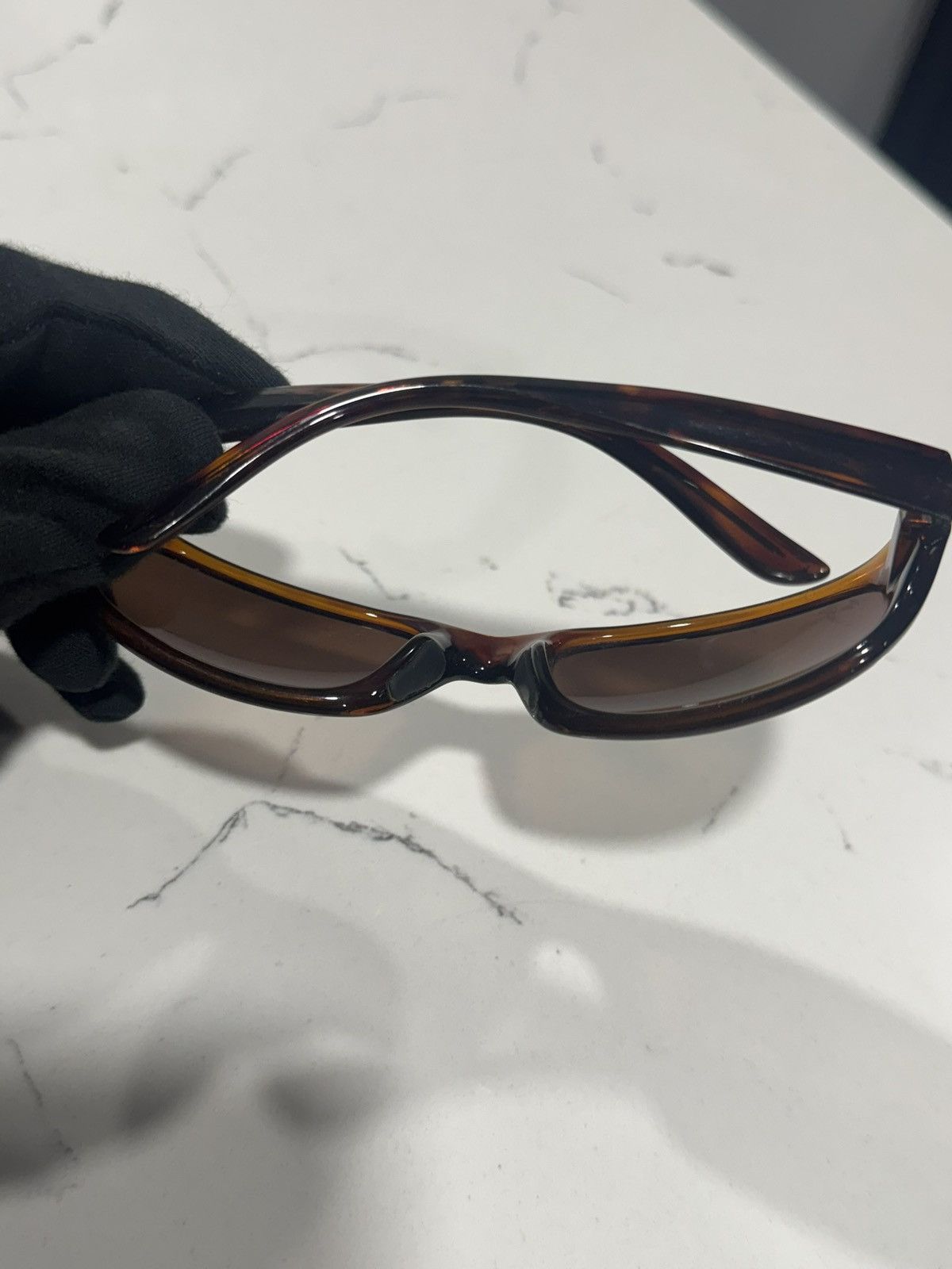 Maui Jim Vintage Maui Jim Stingray MJ-103-10 Y2K Wrap Sunglasses Size ONE SIZE - 8 Thumbnail
