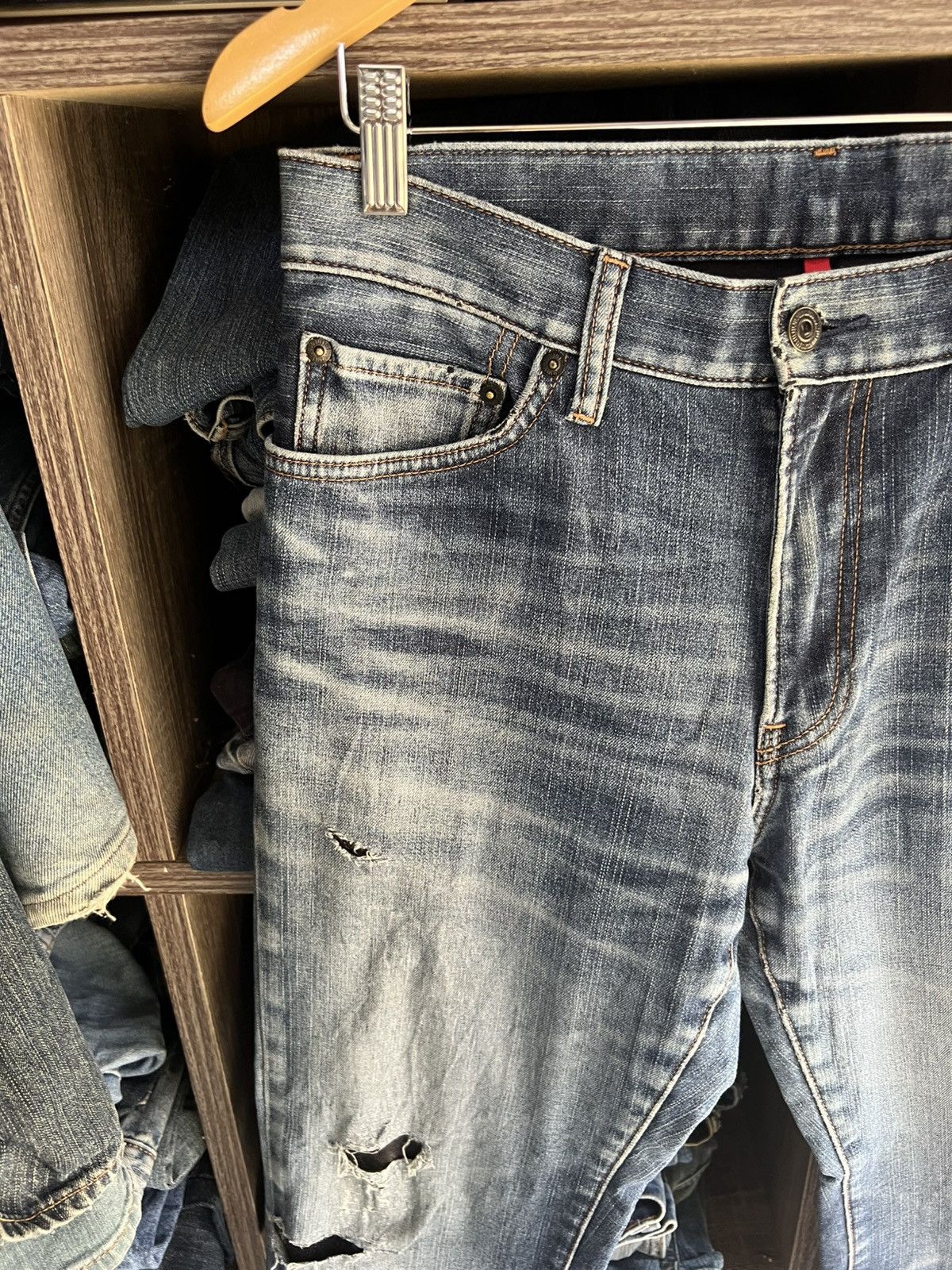 Japanese Brand 🔥Uniqlo UJ Flare Distressed Denim Size US 32 / EU 48 - 7 Thumbnail