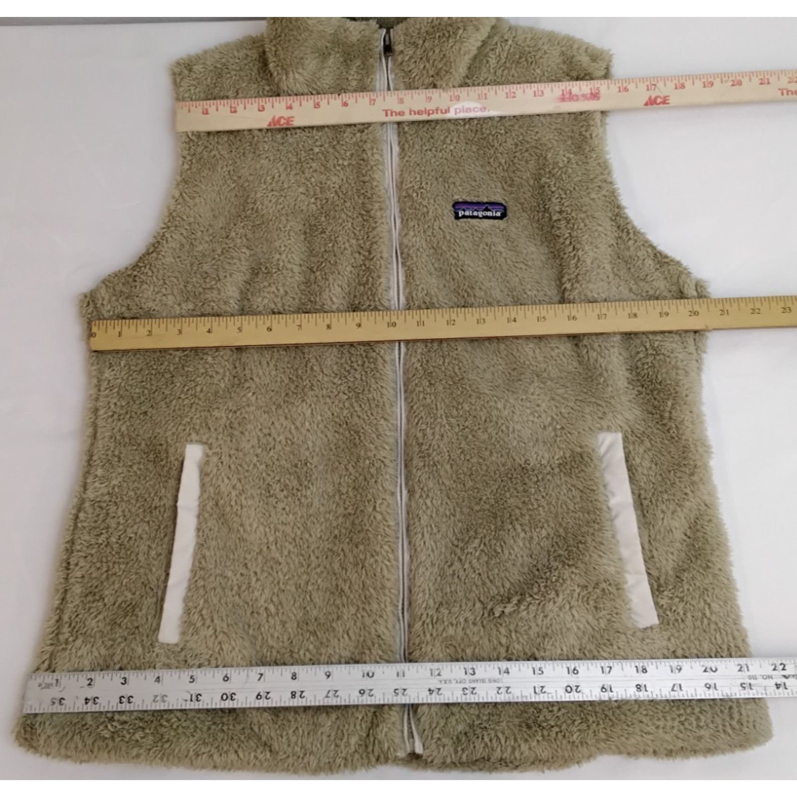 Patagonia Patagonia Los Gatos Vest Women's XL Beige Deep Pile Fleece Size XL / US 12-14 / IT 48-50 - 12 Thumbnail