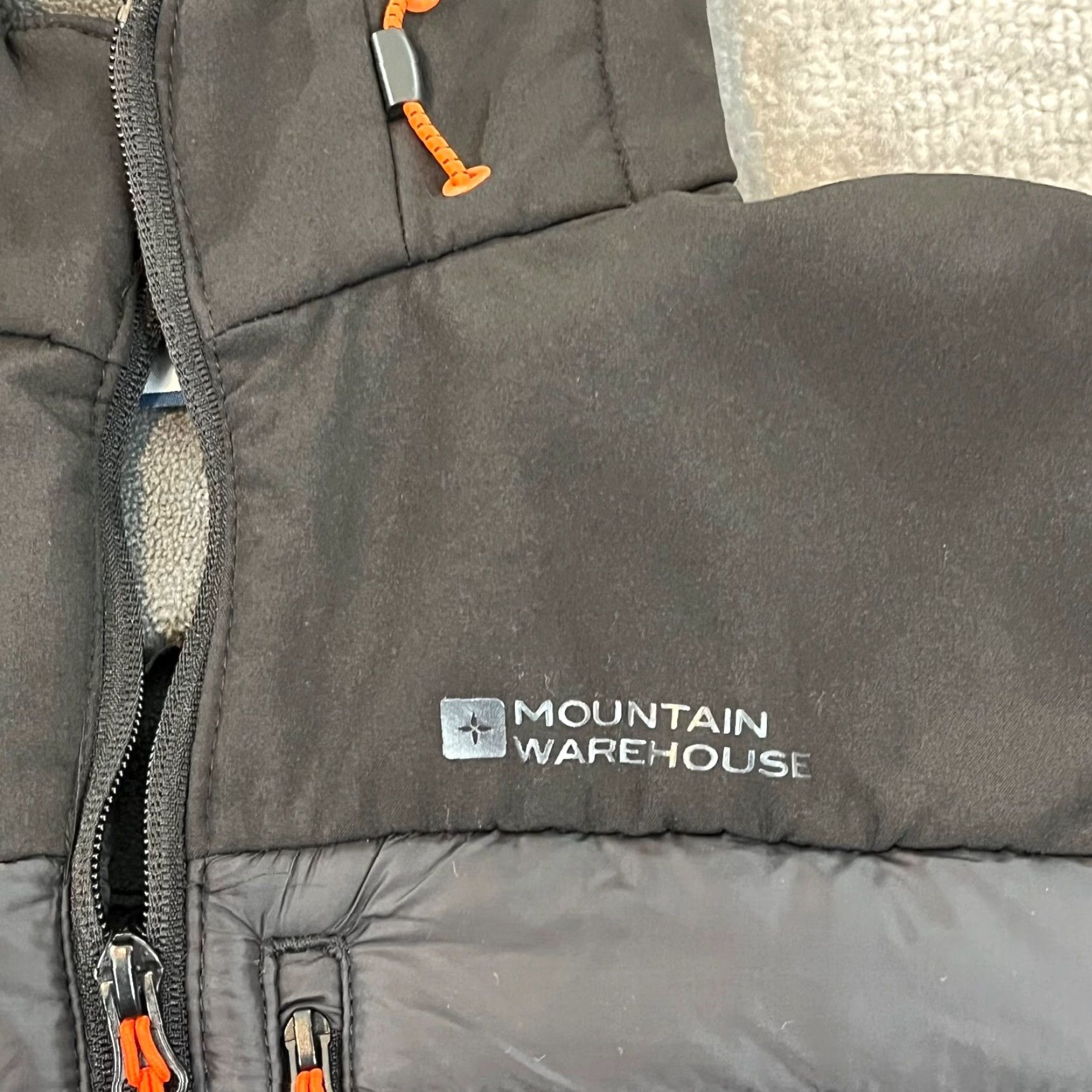 Vintage Mountain Warehouse Jacket Mens Small Black Gray Insulated Hiking Hooded Full Zip Size US S / EU 44-46 / 1 - 2 Thumbnail