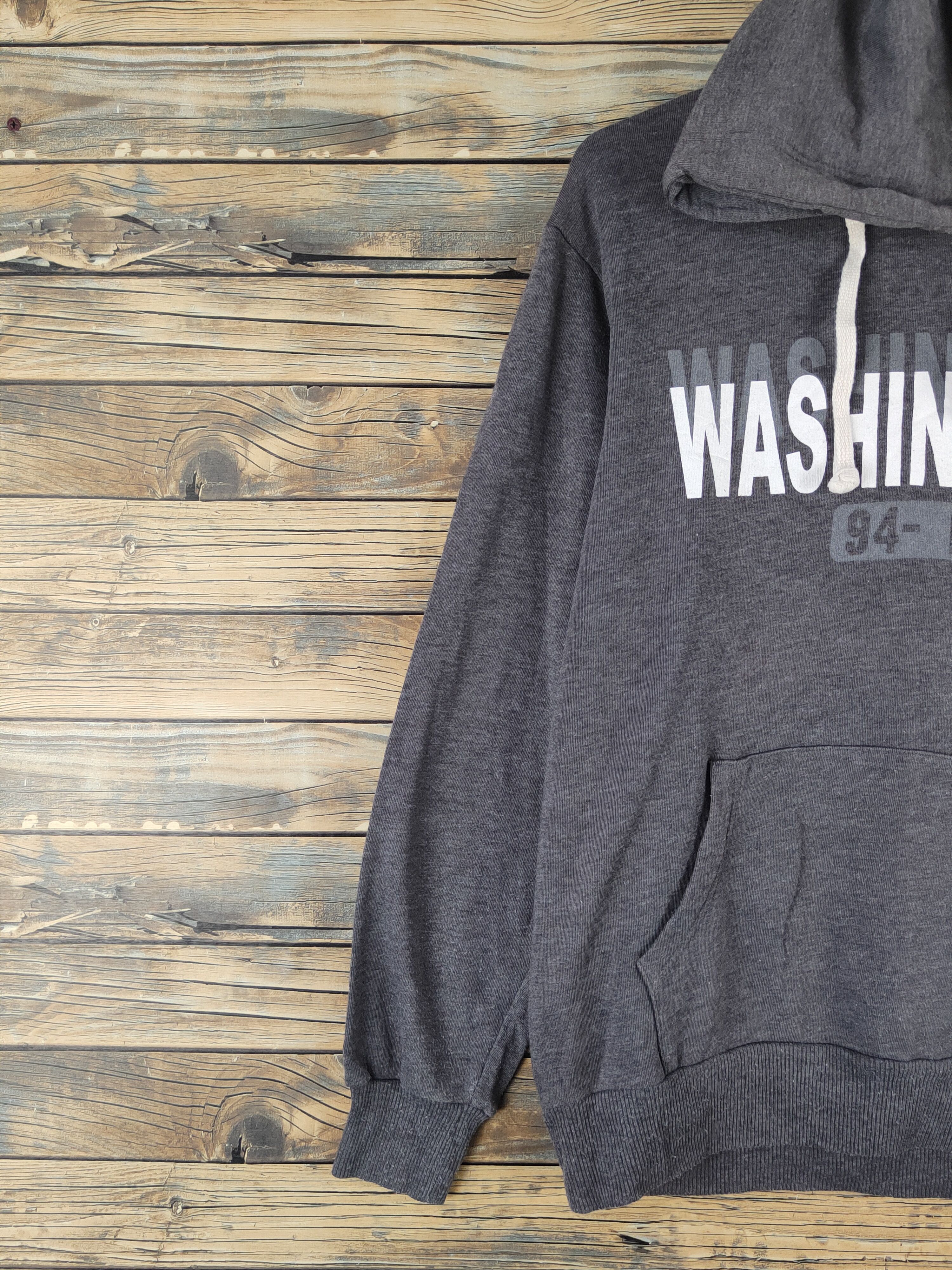 Vintage DL Under Level Dark Gray Hoodie Sweatshirts #2020 Size US L / EU 52-54 / 3 - 4 Thumbnail