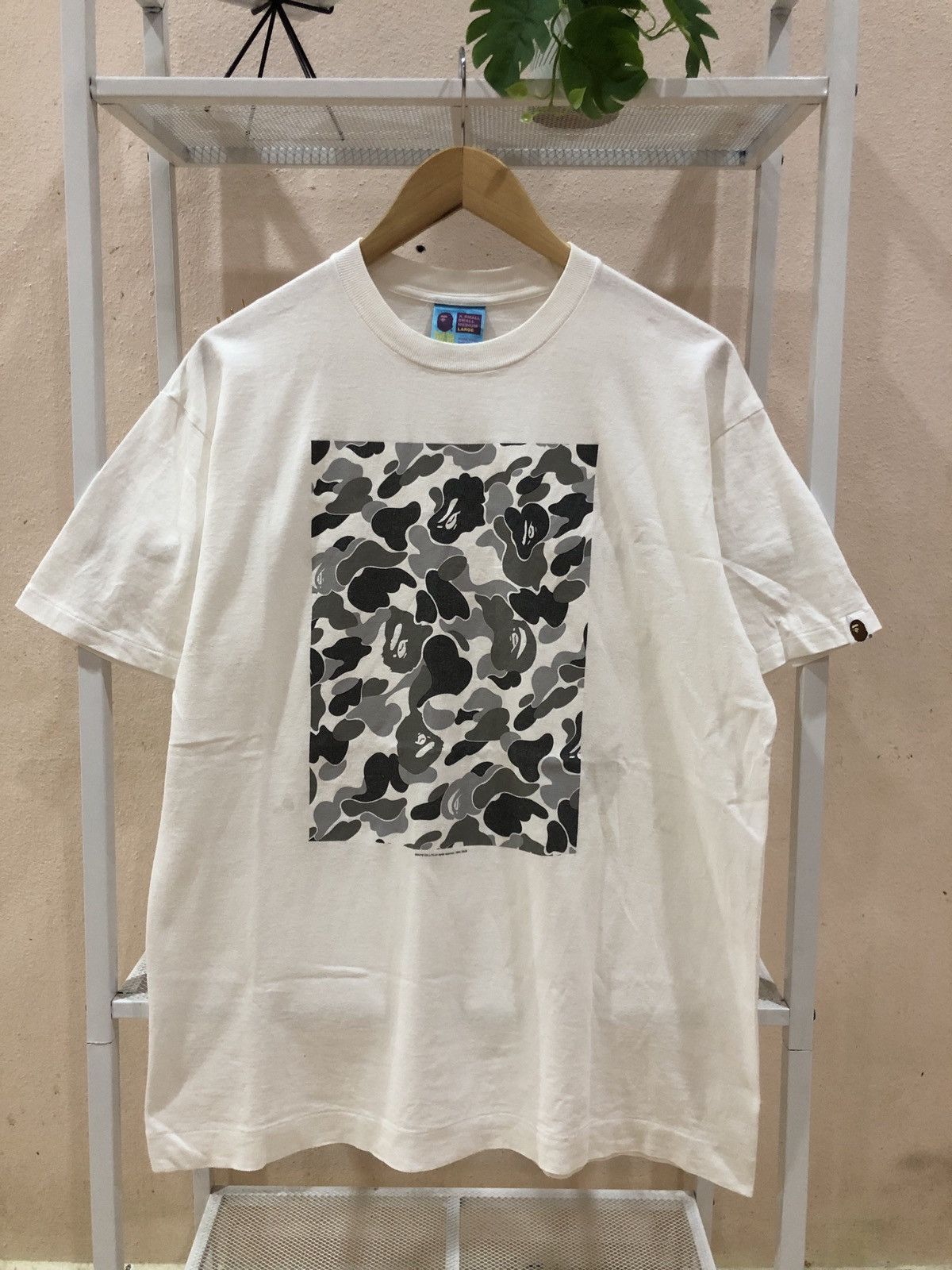 Bape OG 2006 Bape Kyoto City Camo Box Logo Tshirts Size US L / EU 52-54 / 3 - 1 Thumbnail