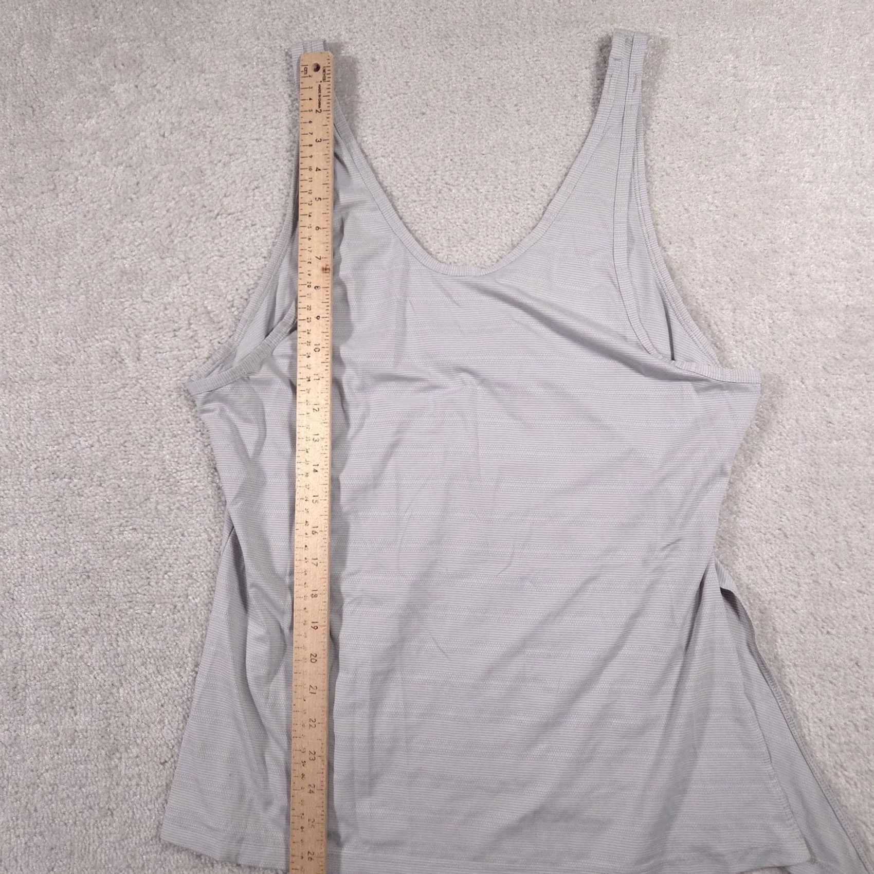 Athleta Athleta Tank Top Womens Large Gray Adjustable Strap Lightweight Performance Sportswear Tank Yoga Gym Running | Womens | L | Gray Size L / US 10 / IT 46 - 7 Thumbnail