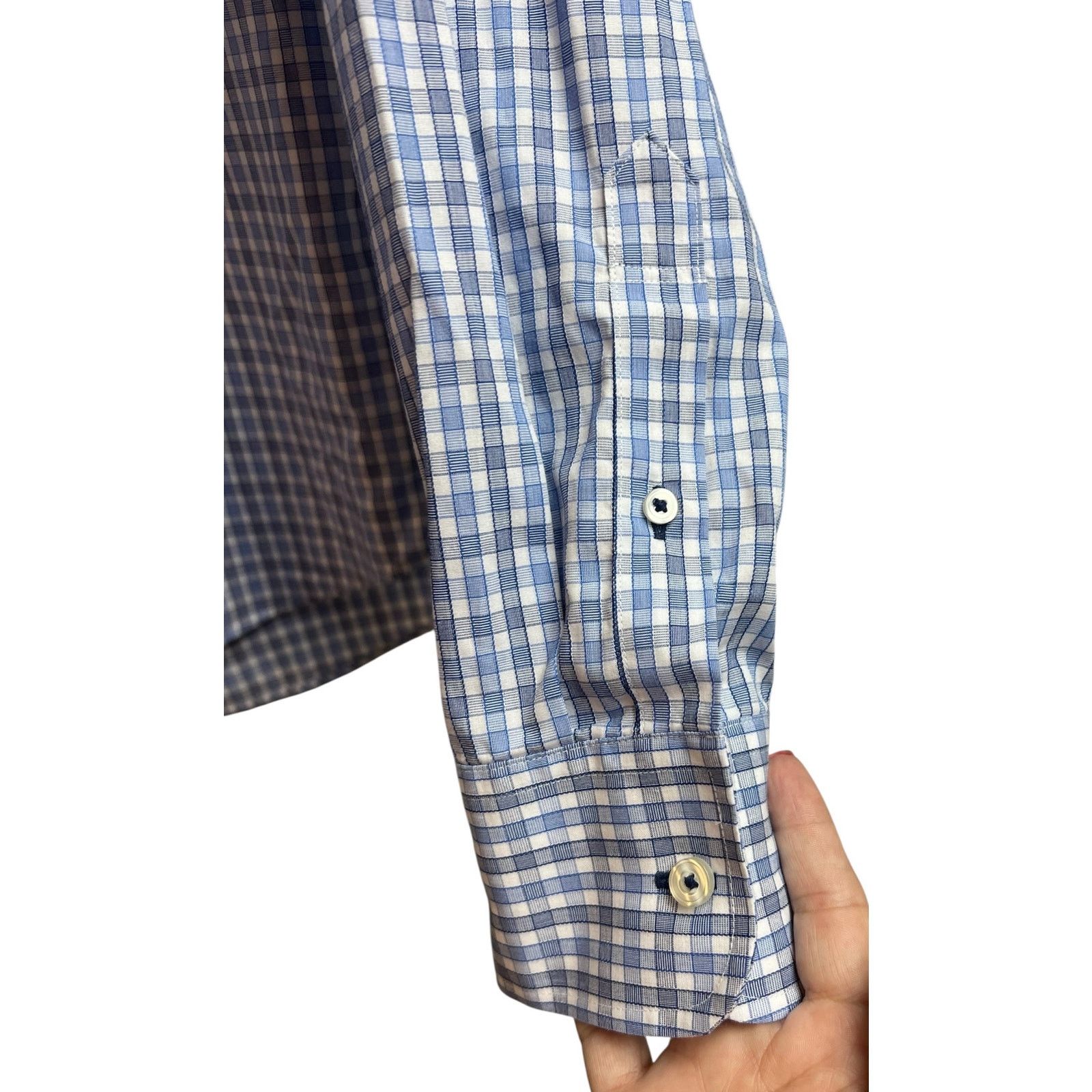 UNTUCKit UNTUCKit Men's Slim Fit 100% Cotton Wrinkle Free Medium Size US M / EU 48-50 / 2 - 5 Thumbnail