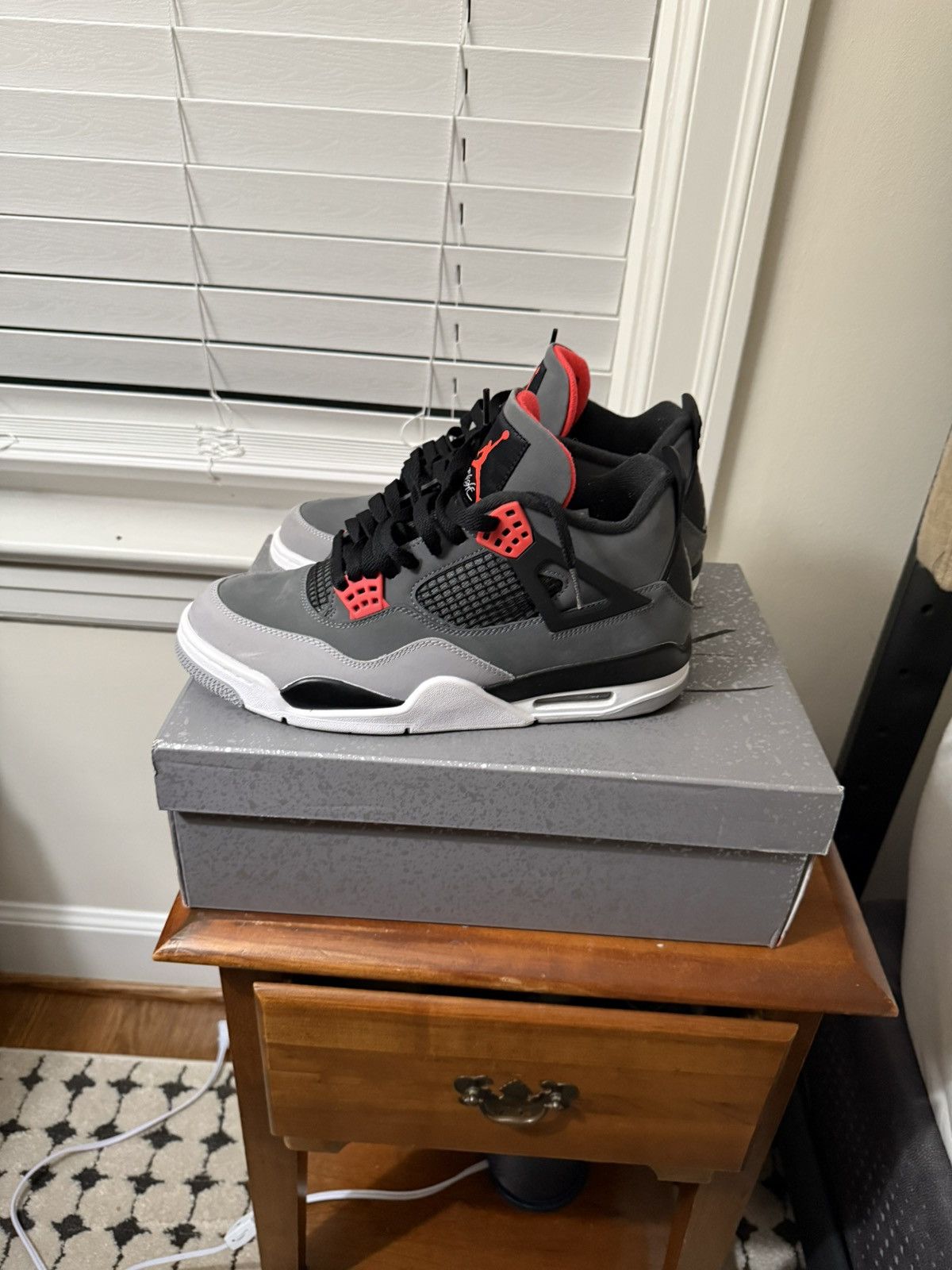 Jordan Brand Jordan Retro 4 Infrared Size US 9.5 / EU 42-43 - 1 Thumbnail