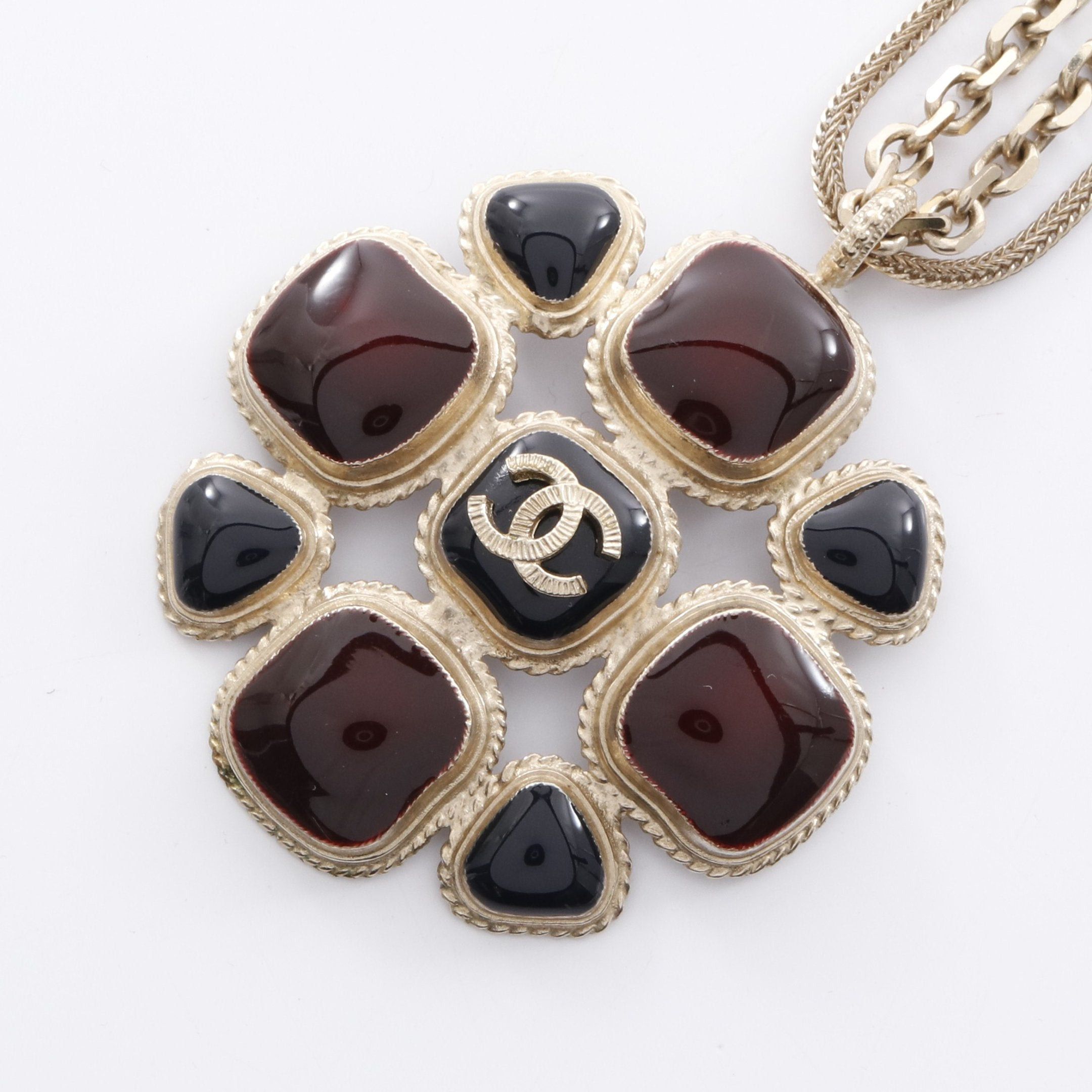 Chanel Chanel Coco Mark Necklace Gp Gold Burgundy Black B11P Size ONE SIZE - 1 Thumbnail