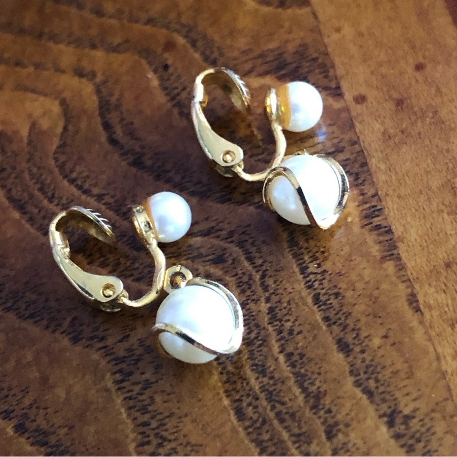 Vintage Vintage 80s faux creamy Pearl dangle clip on earrings Size ONE SIZE - 2 Thumbnail