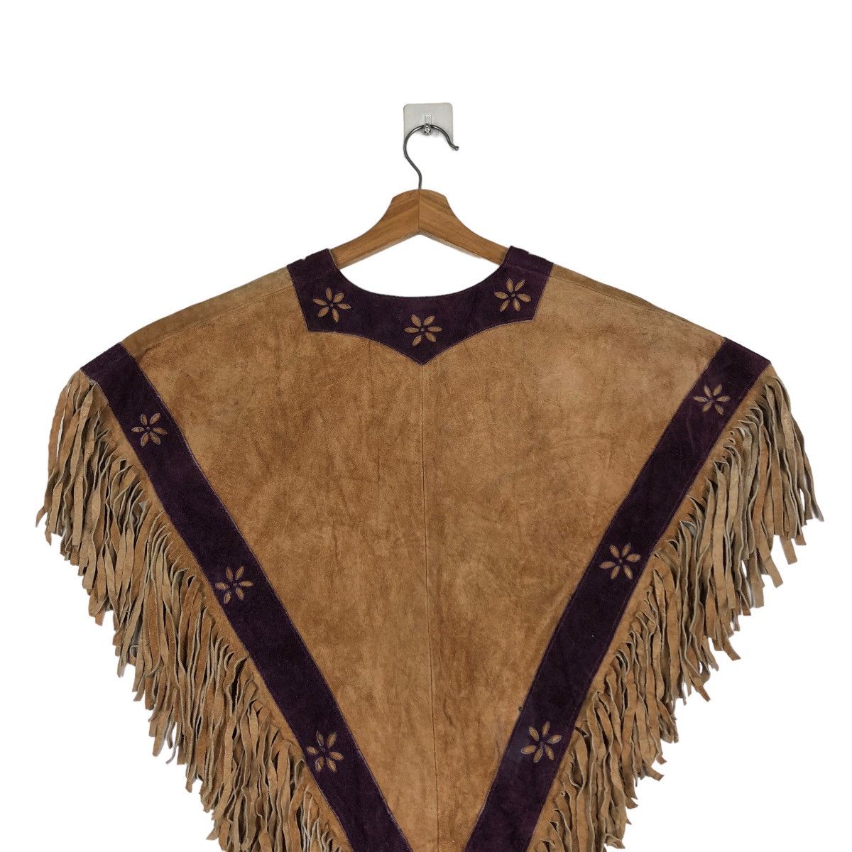 Japanese Brand 🔥VINTAGE PONCHO GENUINE LEATHER COWBOY DESIGN RED INDIANS Size US M / EU 48-50 / 2 - 9 Thumbnail