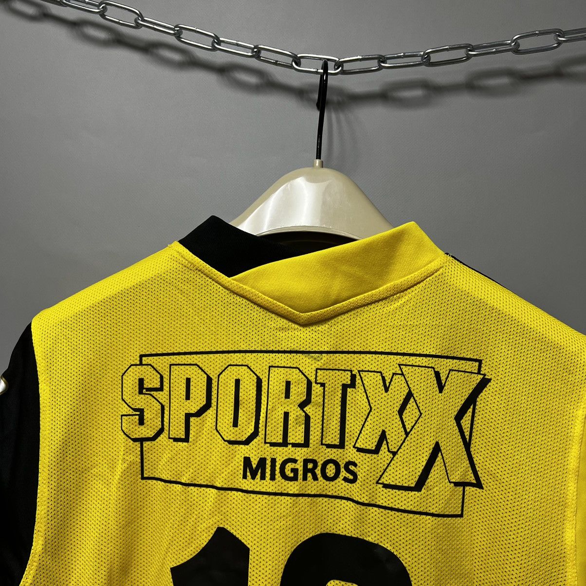 Nike Nike BSC Young Boys #10 SCHASSBERGER soccer jersey woman’s Size M / US 6-8 / IT 42-44 - 13 Thumbnail