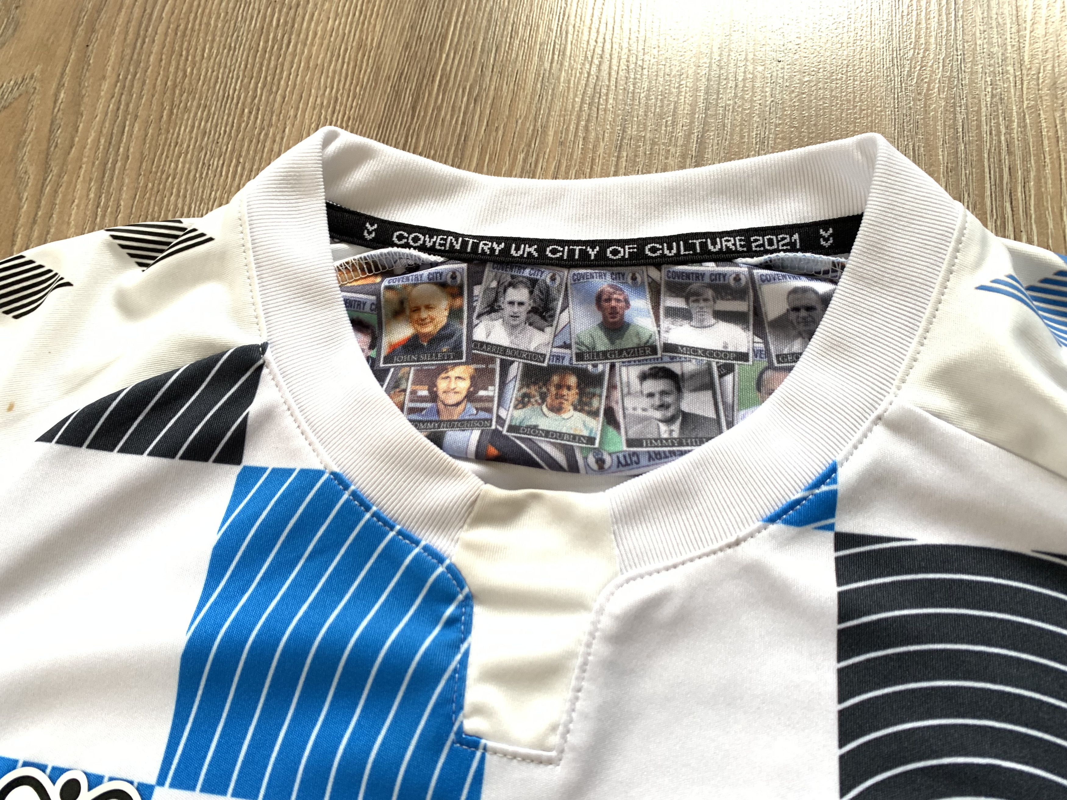 Hummel Hummel Coventry City Soccer Jersey 20-21 3rd Size US S / EU 44-46 / 1 - 8 Thumbnail