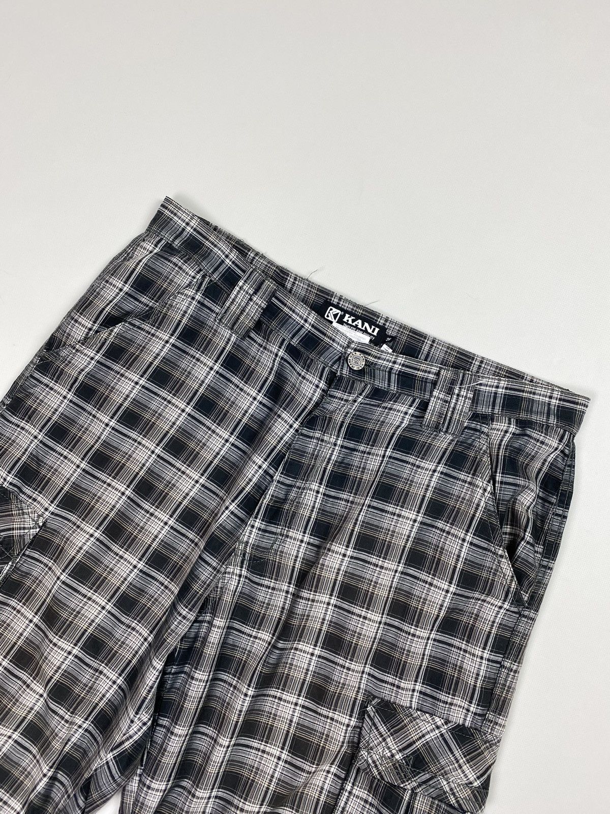 Karl Kani × Vintage Karl Kani men’s checked cargo rap shorts size 36 Size US 36 / EU 52 - 2 Thumbnail