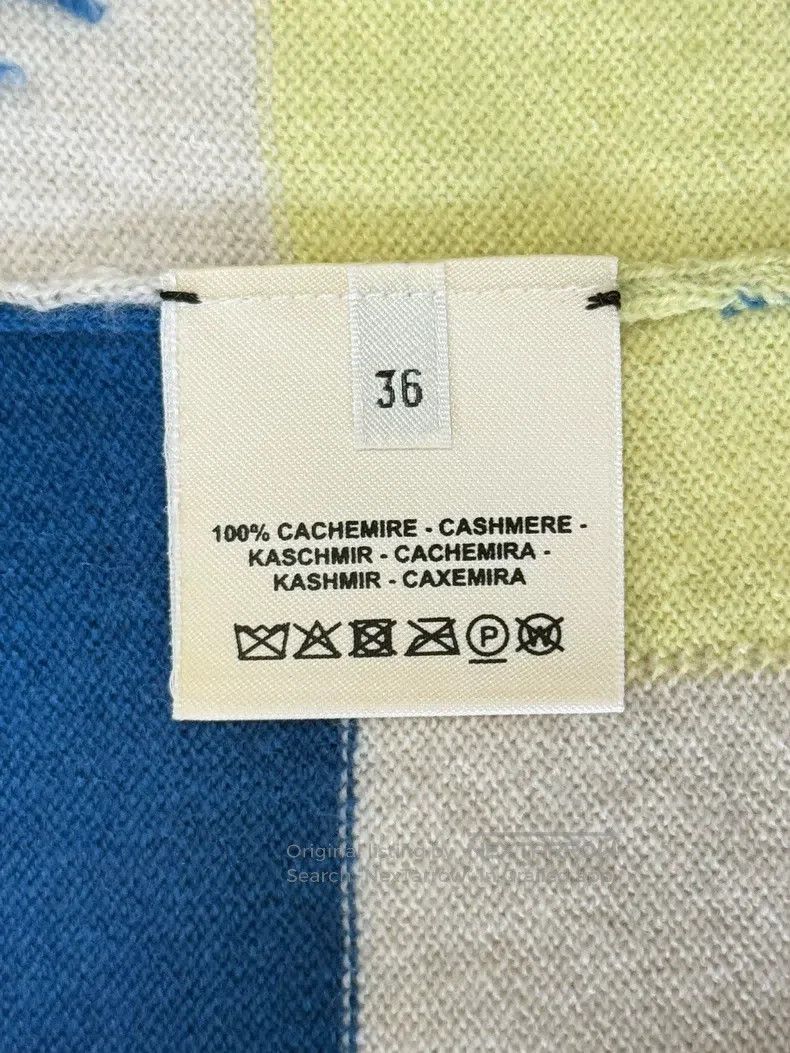 Hermes Hermes Cashmere sweater, blue, white, and yellow chain pat Size XS / US 0-2 / IT 36-38 - 7 Thumbnail