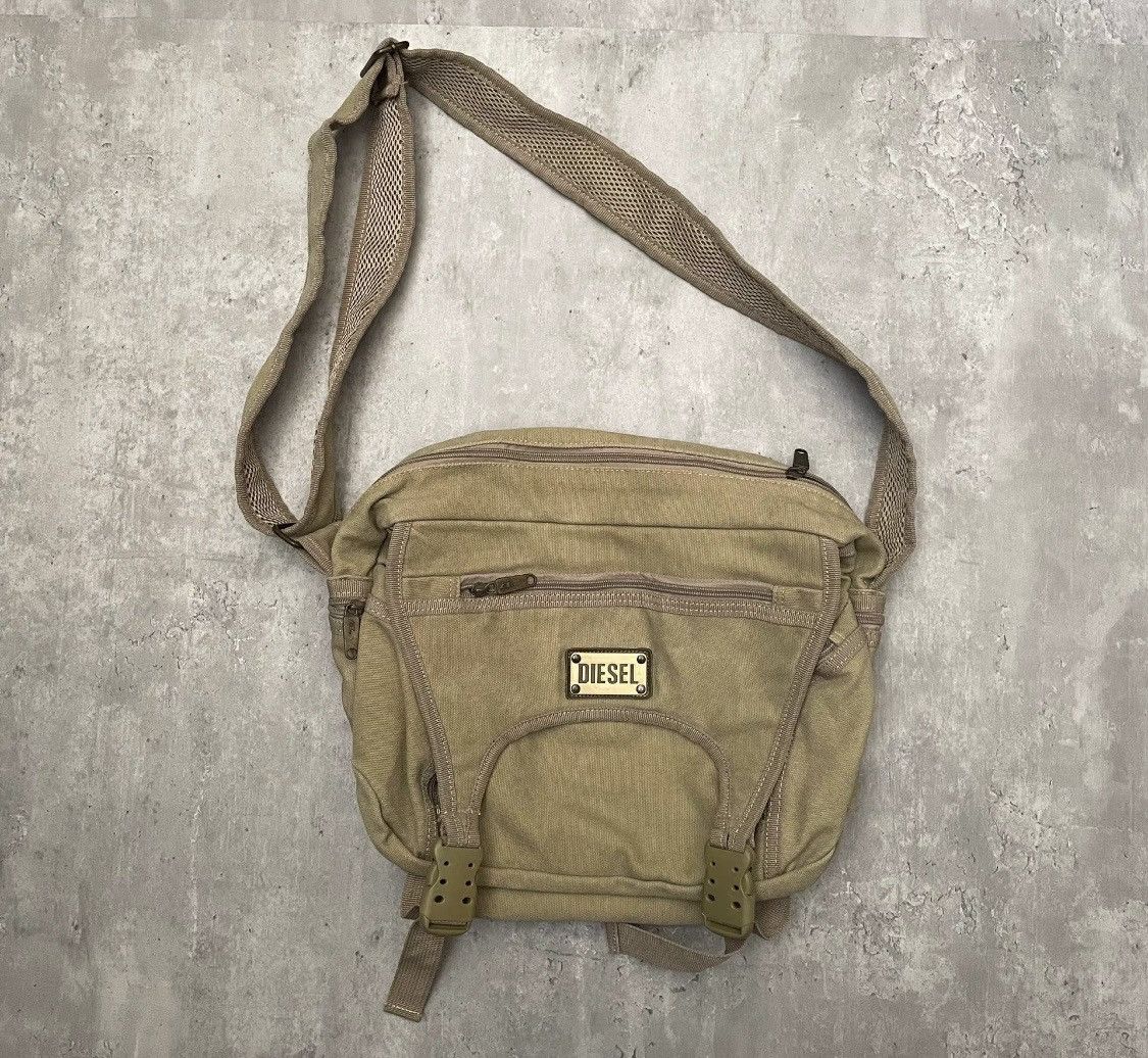 image of Diesel Vintage Messenger Bag in Khaki, Men's