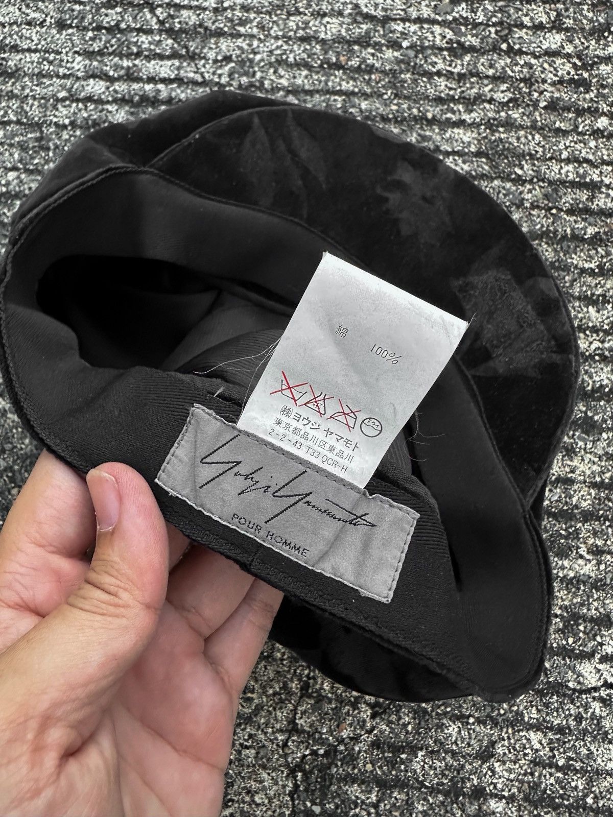Yohji Yamamoto Yohji Yamamoto Pour Homme AW01 Runway Velvet Casquette Size ONE SIZE - 11 Thumbnail
