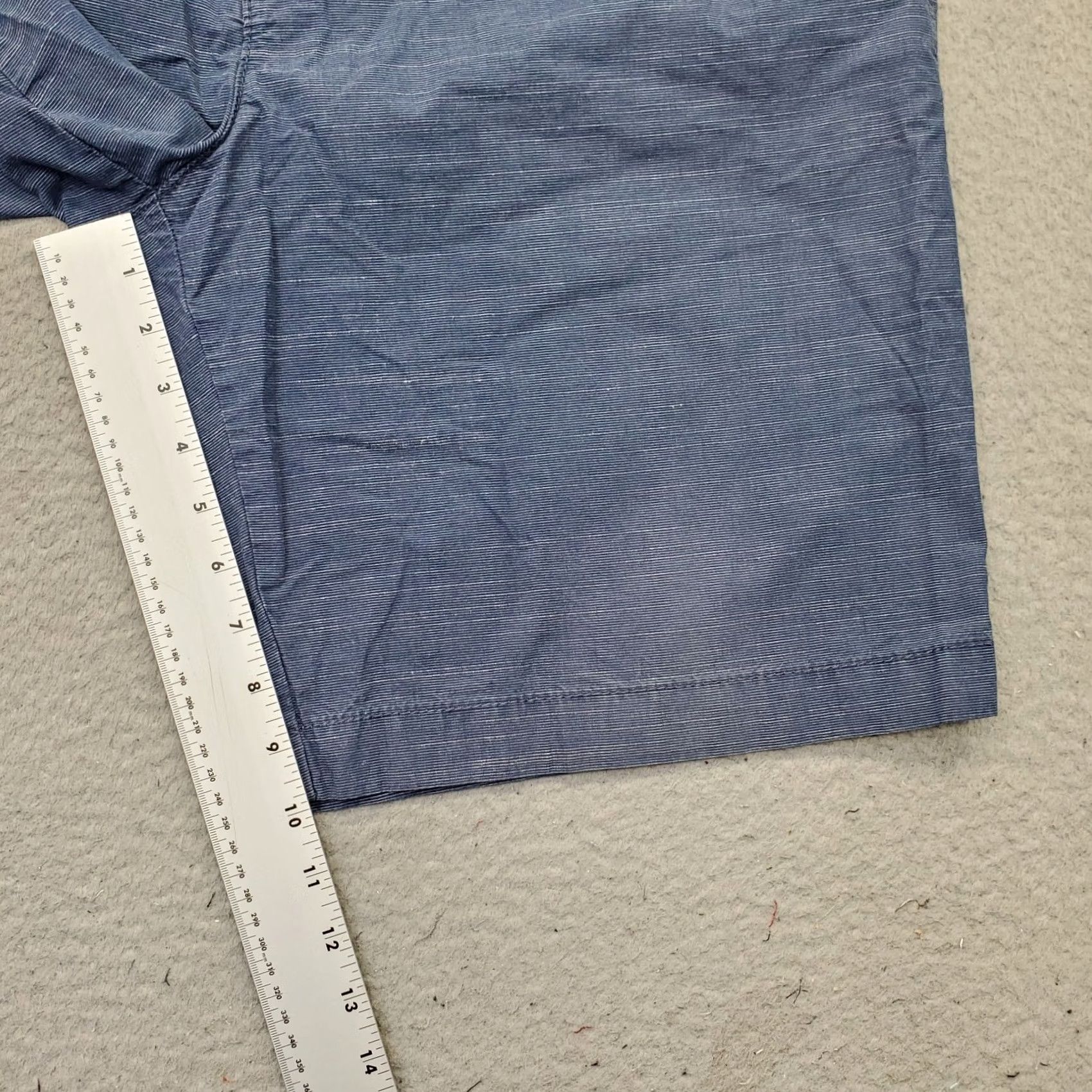Tommy Hilfiger Tommy Hilfiger Shorts Mens 38 Blue Space Dye Casual Comfort Slash Pockets Shirt? Size US 38 / EU 54 - 4 Thumbnail
