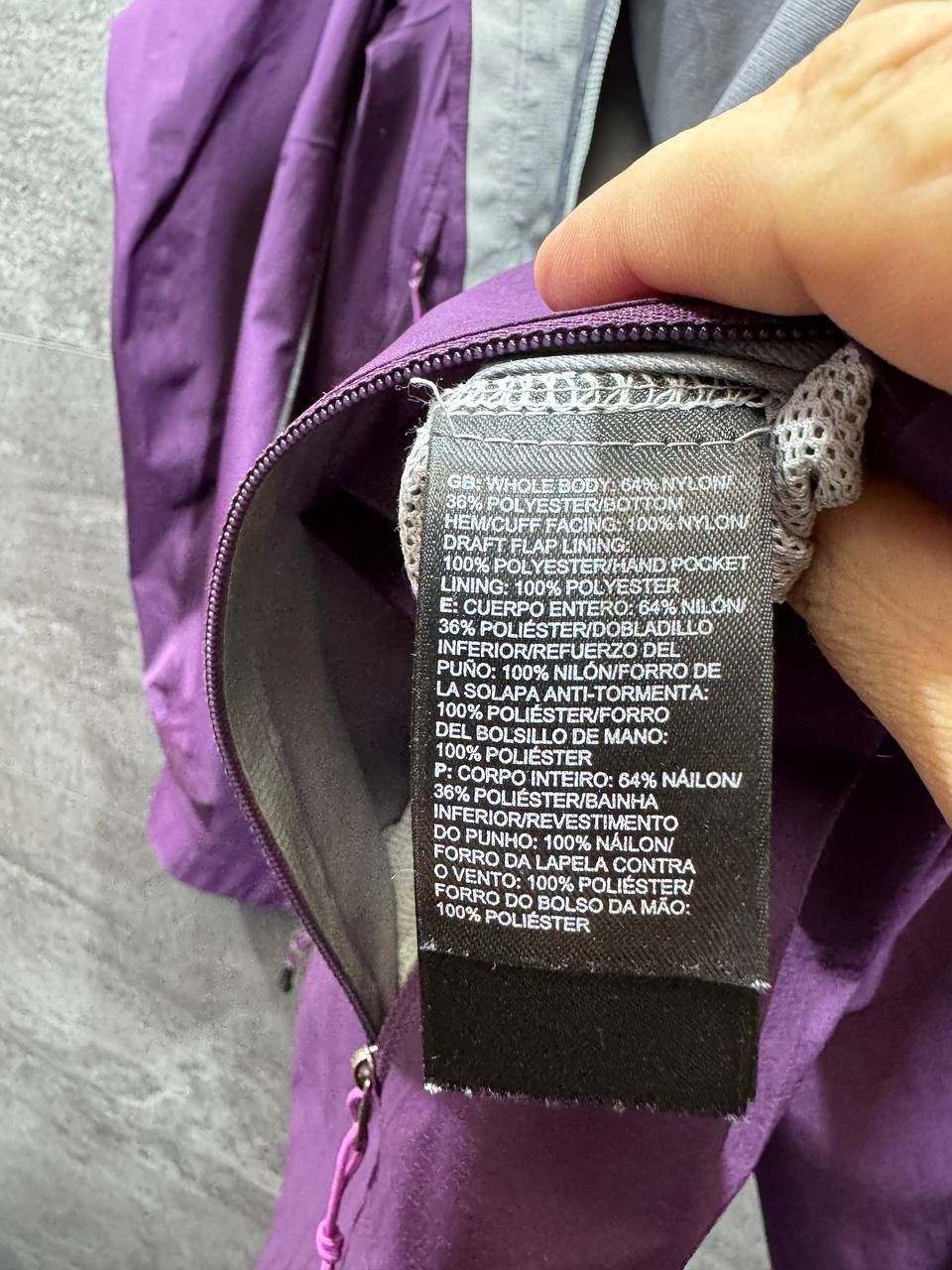 The North Face The North Face Gore-Tex Women's Hooded Rain Jacket Size S / US 4 / IT 40 - 16 Thumbnail