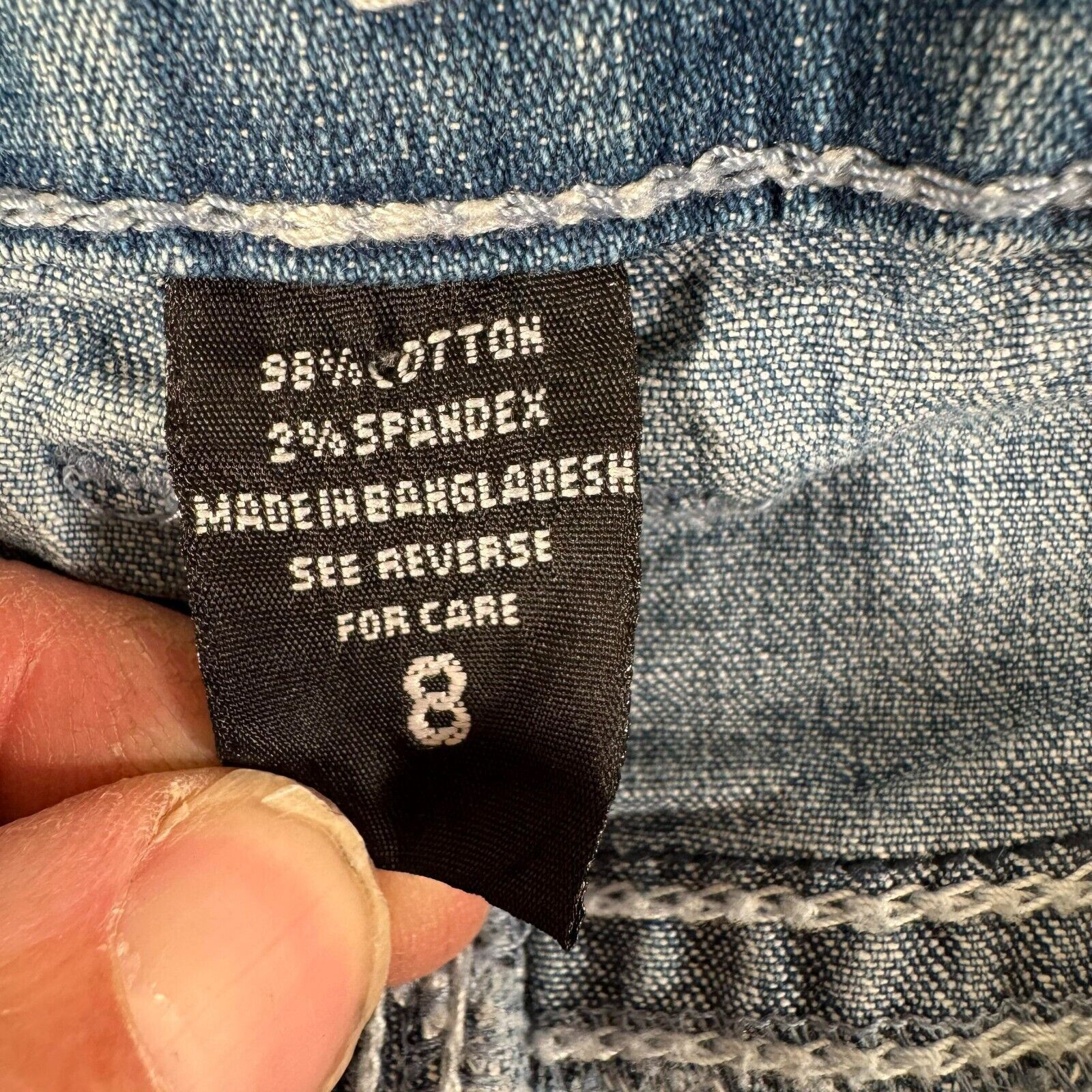 Other Y2K Capri Jeans Womens 8 Cuffed Distressed Grunge Ripped Size 30" / US 8 / IT 44 - 12 Thumbnail