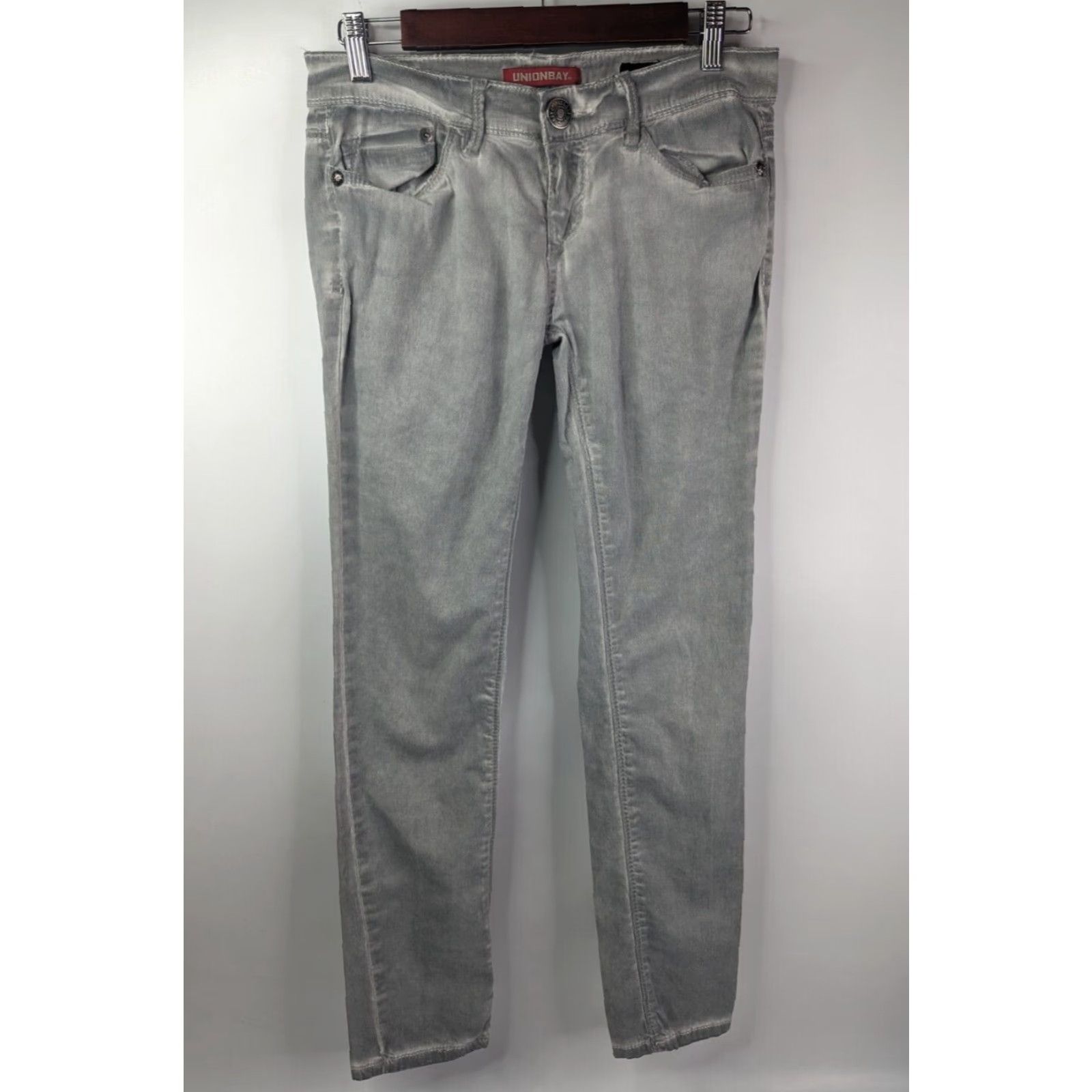 Vintage UnionBay Skinny Jeans Women Size 3 Embroidered Flap Pockets Grey Cotton Denim Belted Casual Boho Womens Size 26" / US 2 / IT 38 - 3 Thumbnail