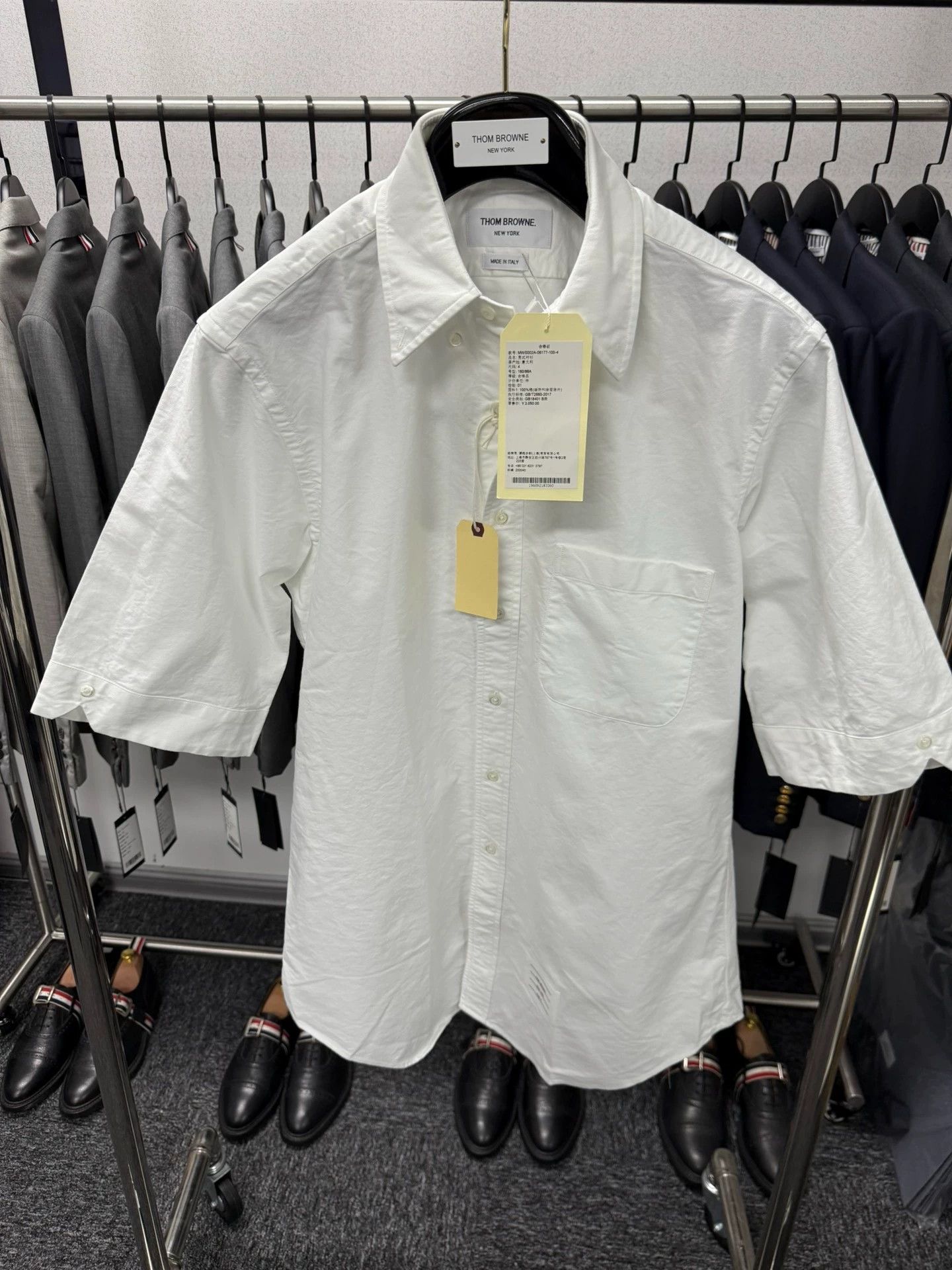 Thom Browne Thom Browne Classic White Oxford Short-Sleeve Shirt 4 Size US XL / EU 56 / 4 - 1 Thumbnail