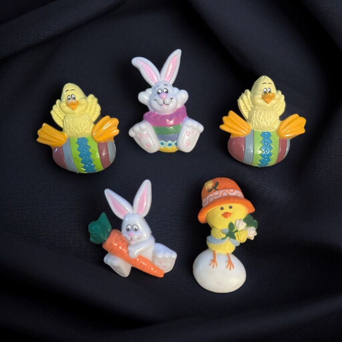 Vintage Vintage lot of plastic Easter brooches Size ONE SIZE - 1 Thumbnail