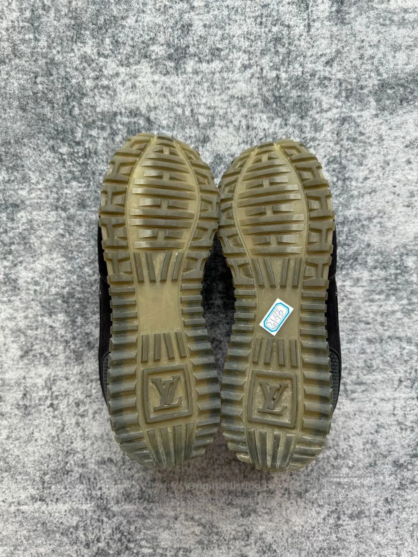 Louis Vuitton Louis Vuitton Black Gold Sneakers. Size US 4.5 / IT 34.5 - 7 Thumbnail