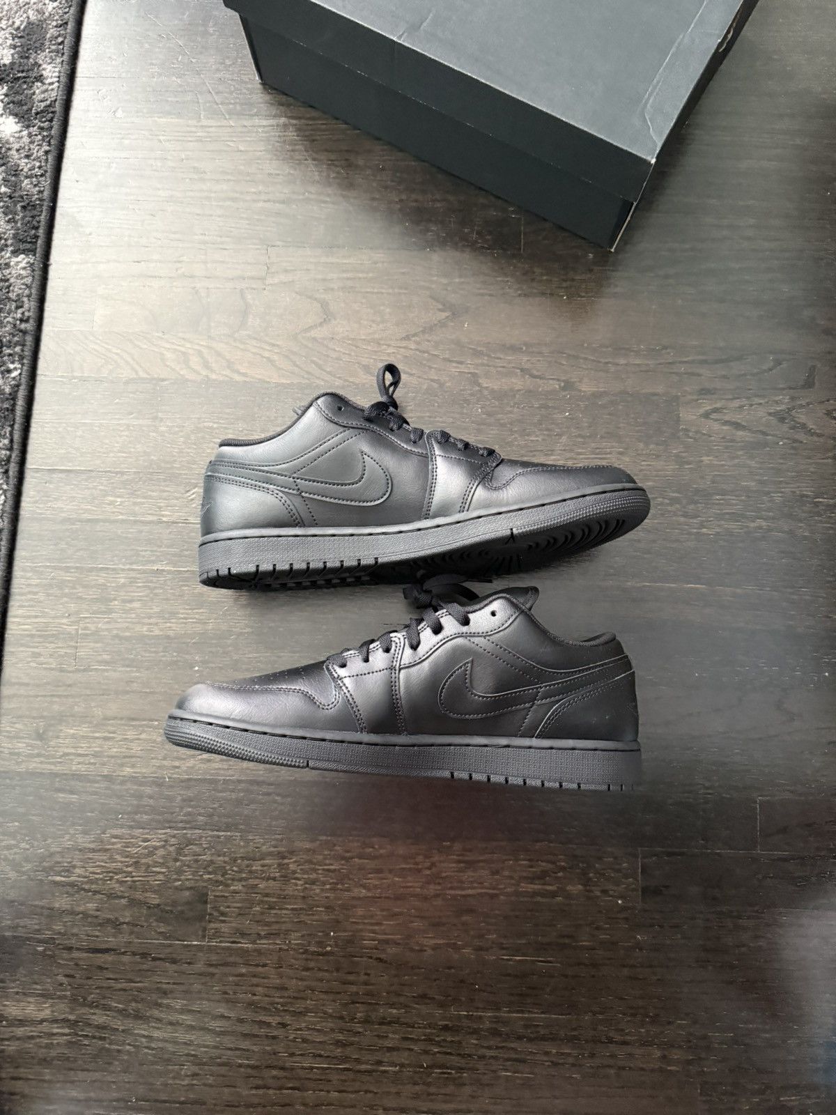 Jordan Brand Jordan 1 low Size US 12 / EU 45 - 4 Thumbnail
