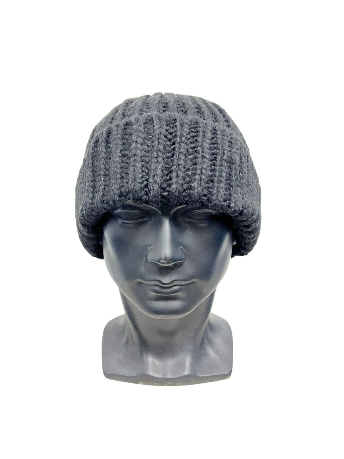 Japanese Brand Japanese Brand Uniqlo Knit Beanie Hat Size ONE SIZE - 1 Thumbnail