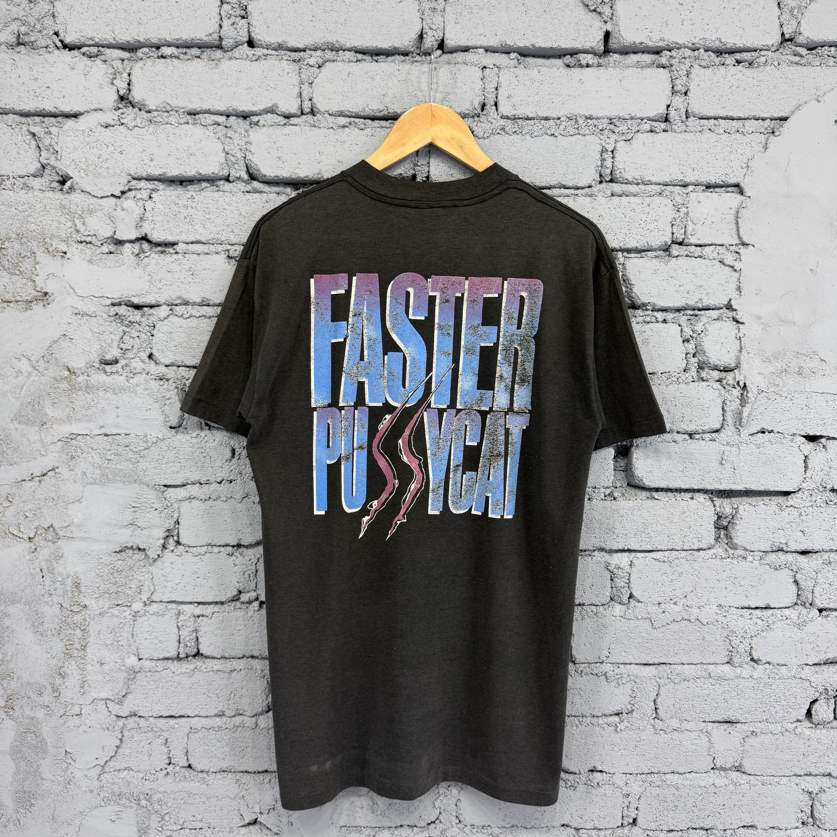 Vintage Rare Vintage Faster Pussycat Band Tshirt Size US M / EU 48-50 / 2 - 2 Thumbnail